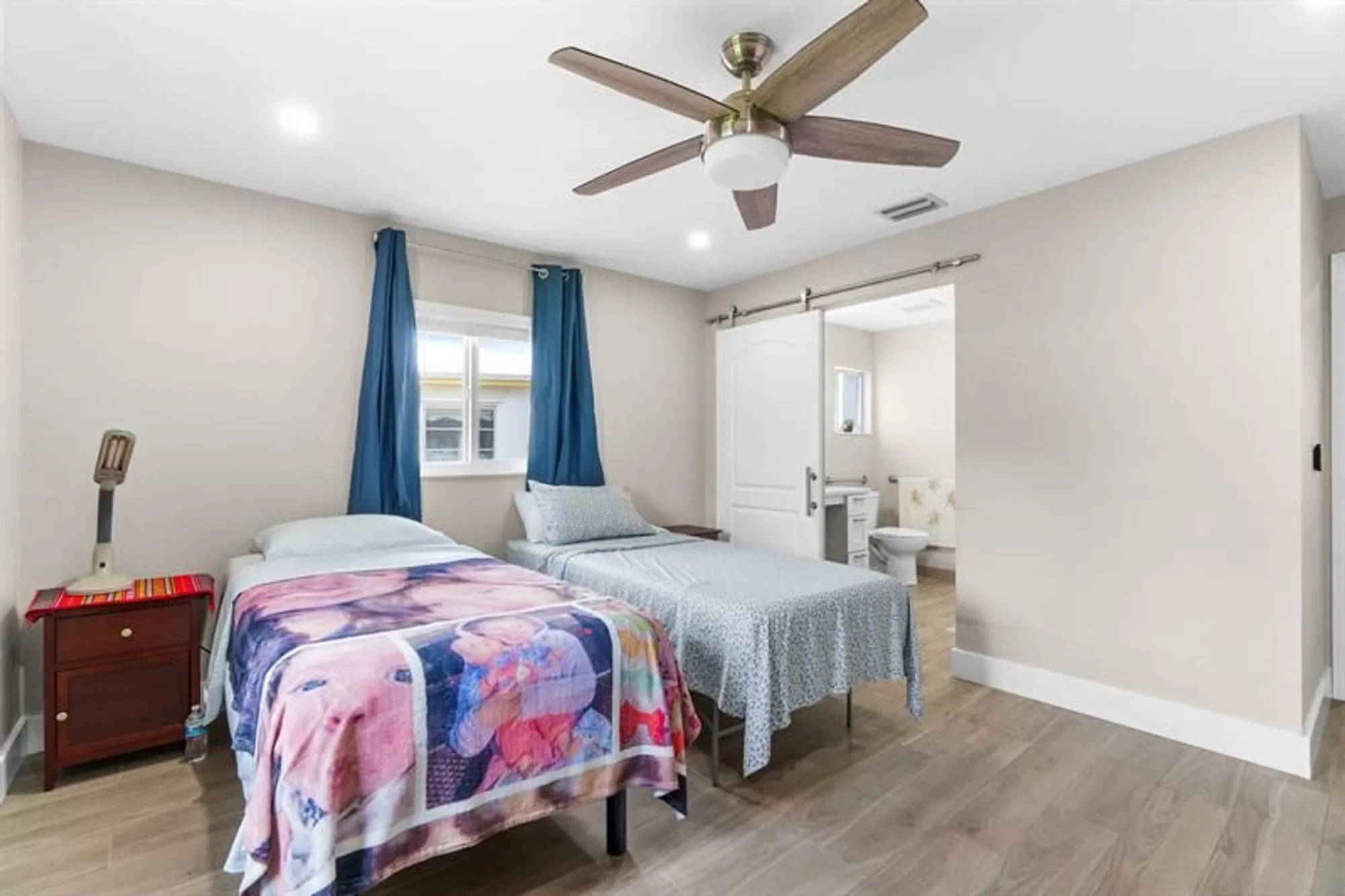 Property Slideshow image 36 of 59 | 8825 nw 14th st, Plantation, FL, 33322