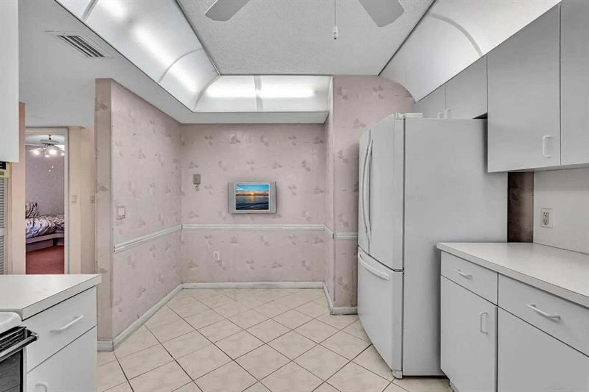 Property Slideshow image 11 of 81 | 7377 granville dr 311, Tamarac, FL, 33321
