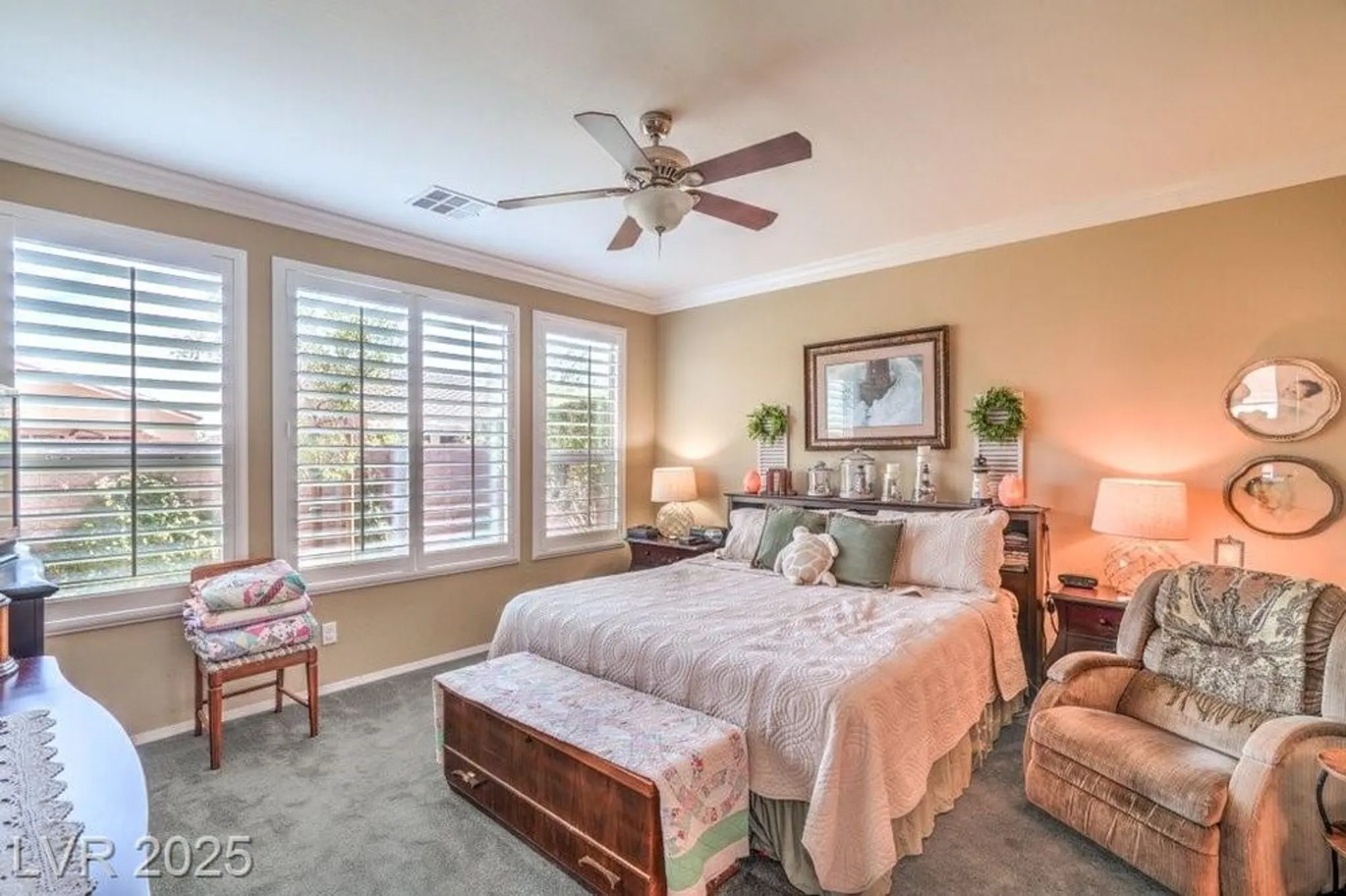 Property Slideshow image 15 of 37 | 3709 corte bella hills ave, North Las Vegas, NV, 89081