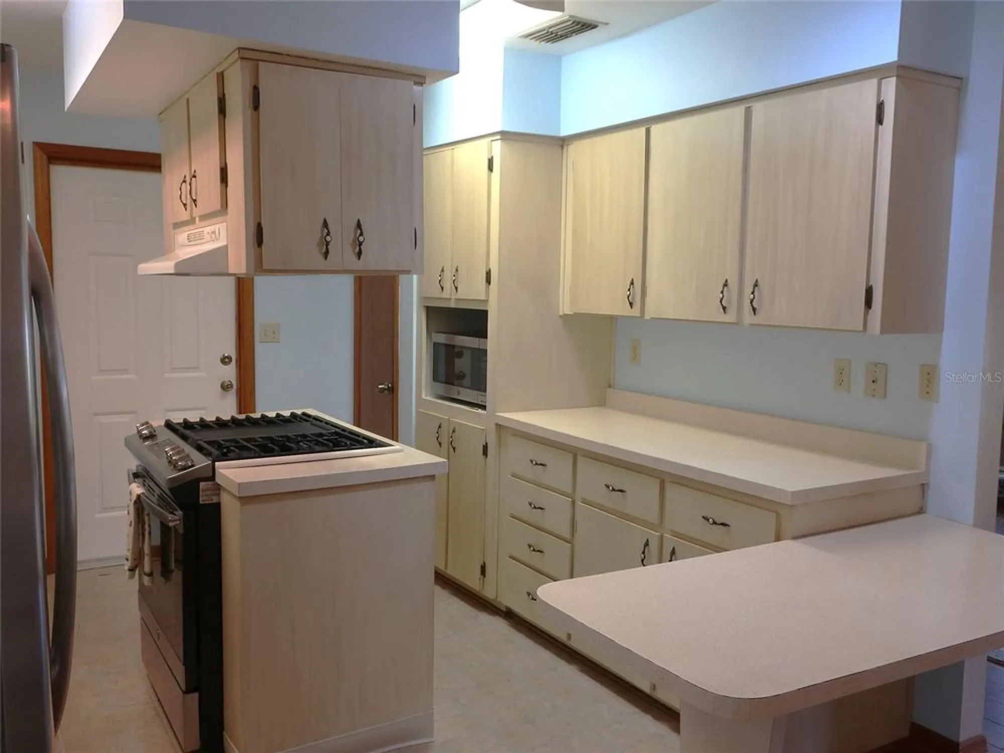 Property Slideshow image 17 of 49 | 15 aberdeen cir, Leesburg, FL, 34788