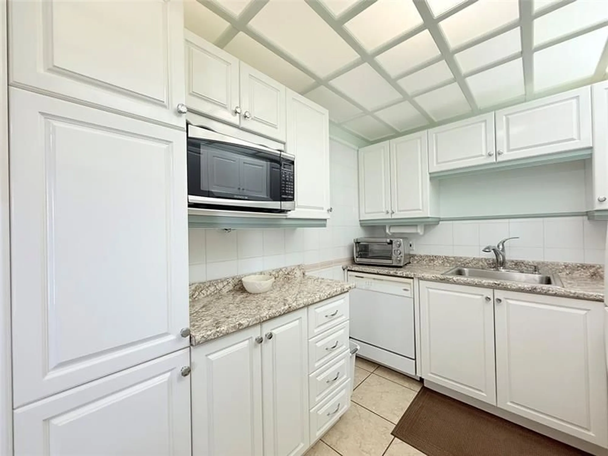 Property Slideshow image 13 of 45 | 15 markham a # 15, Deerfield Beach, FL, 33442