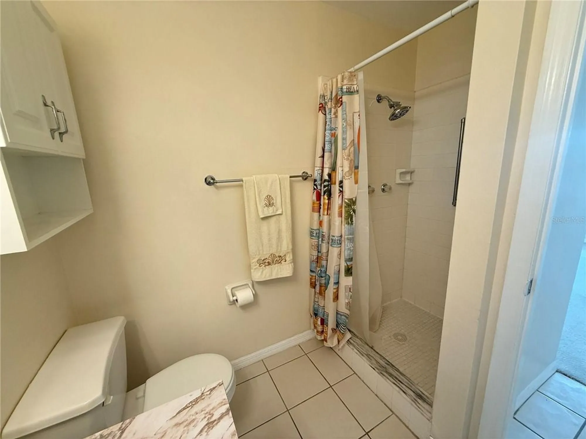 Property Slideshow image 28 of 37 | 407 feltham trl unit b, Sun City Center, FL, 33573