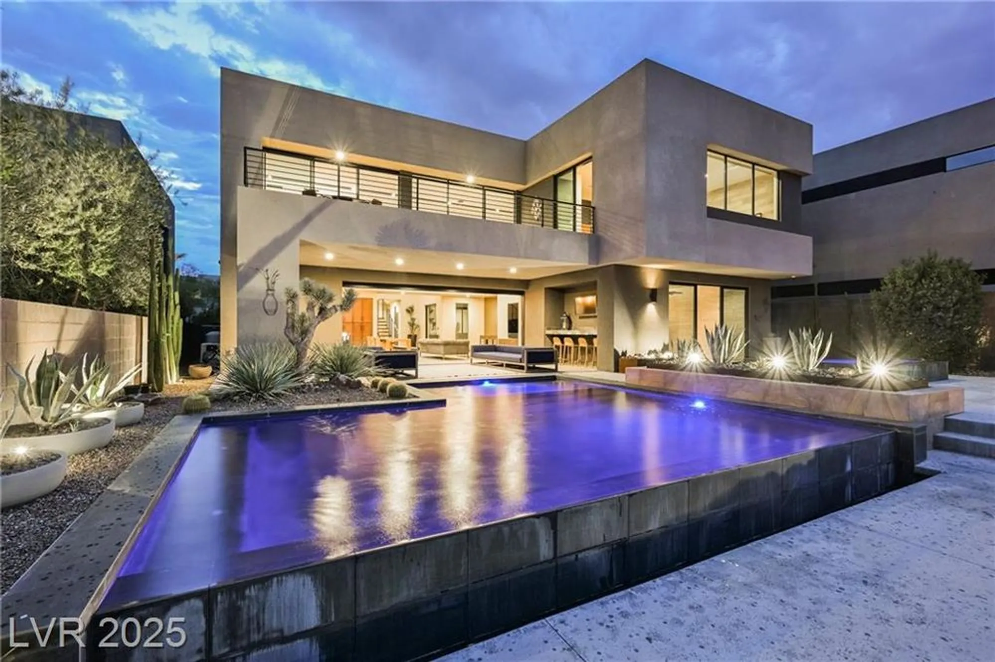 Property Slideshow image 5 of 93 | 20 falling canyon ct, Henderson, NV, 89011