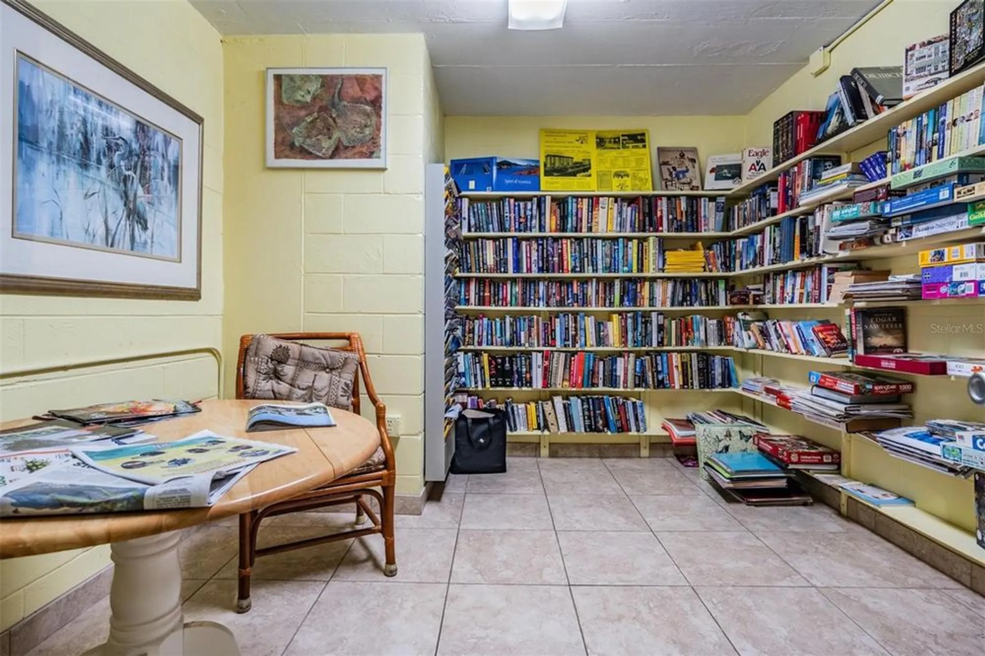 Property Slideshow image 14 of 62 | 9 forbes pl 205, Dunedin, FL, 34698