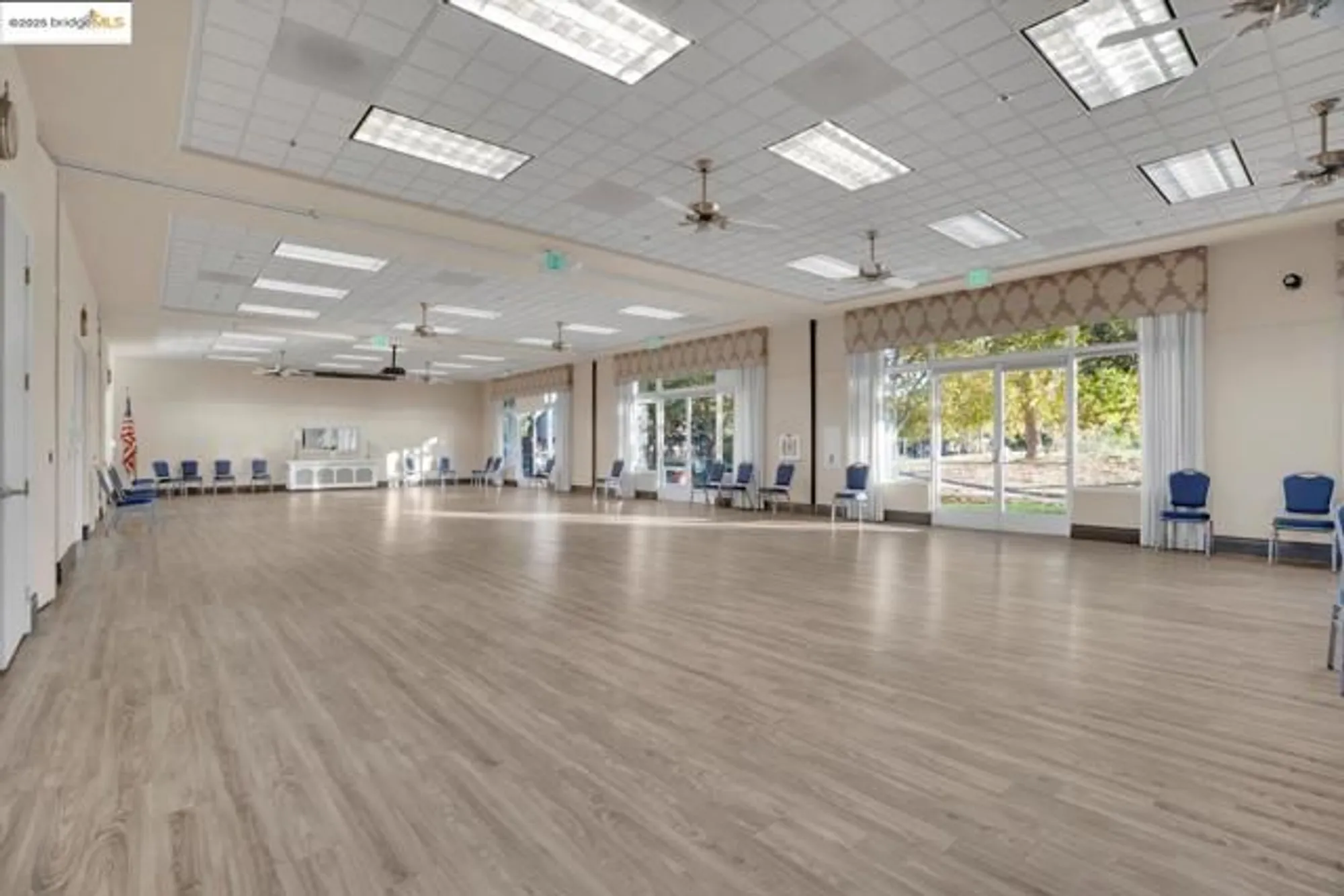 Property Slideshow image 38 of 44 | 1898 crispin dr, Brentwood, CA, 94513