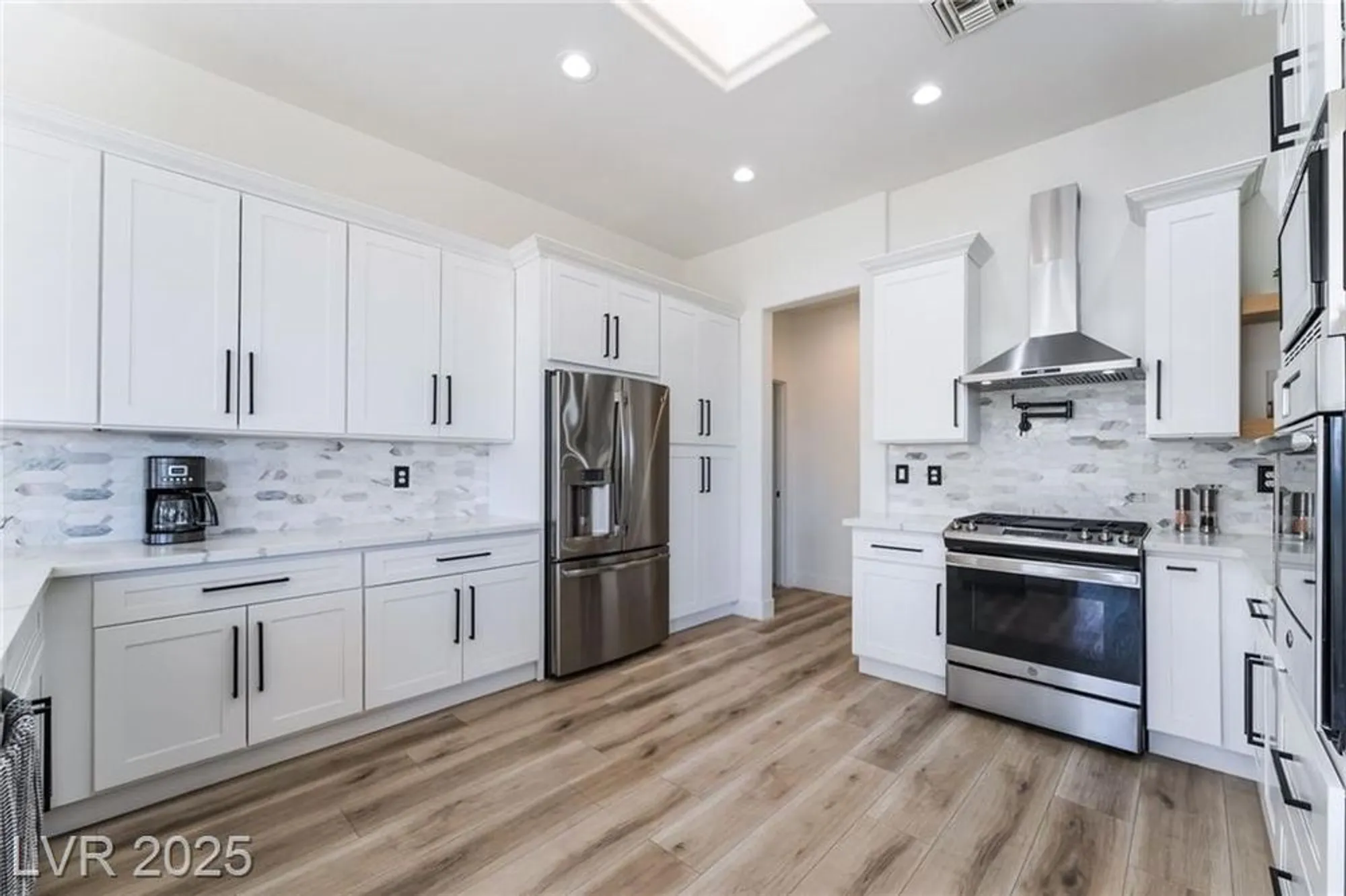 Property Slideshow image 2 of 42 | 10805 clarion ln, Las Vegas, NV, 89134