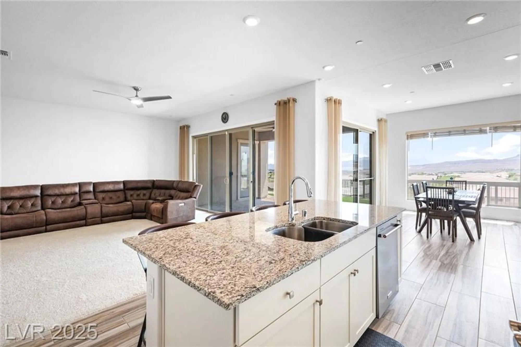 Property Slideshow image 16 of 73 | 80 mirage view dr, Henderson, NV, 89011