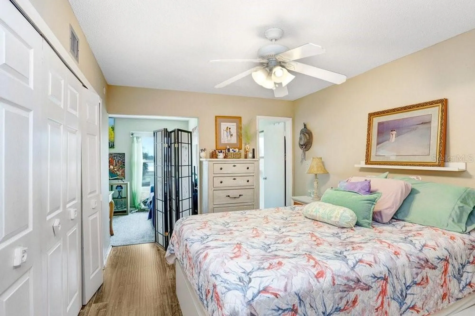 Property Slideshow image 13 of 46 | 2361 jamaican st 51, Clearwater, FL, 33763
