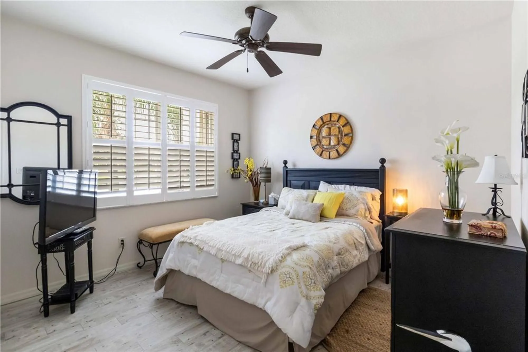 Property Slideshow image 12 of 31 | 4211 64th dr e unit e, Sarasota, FL, 34243