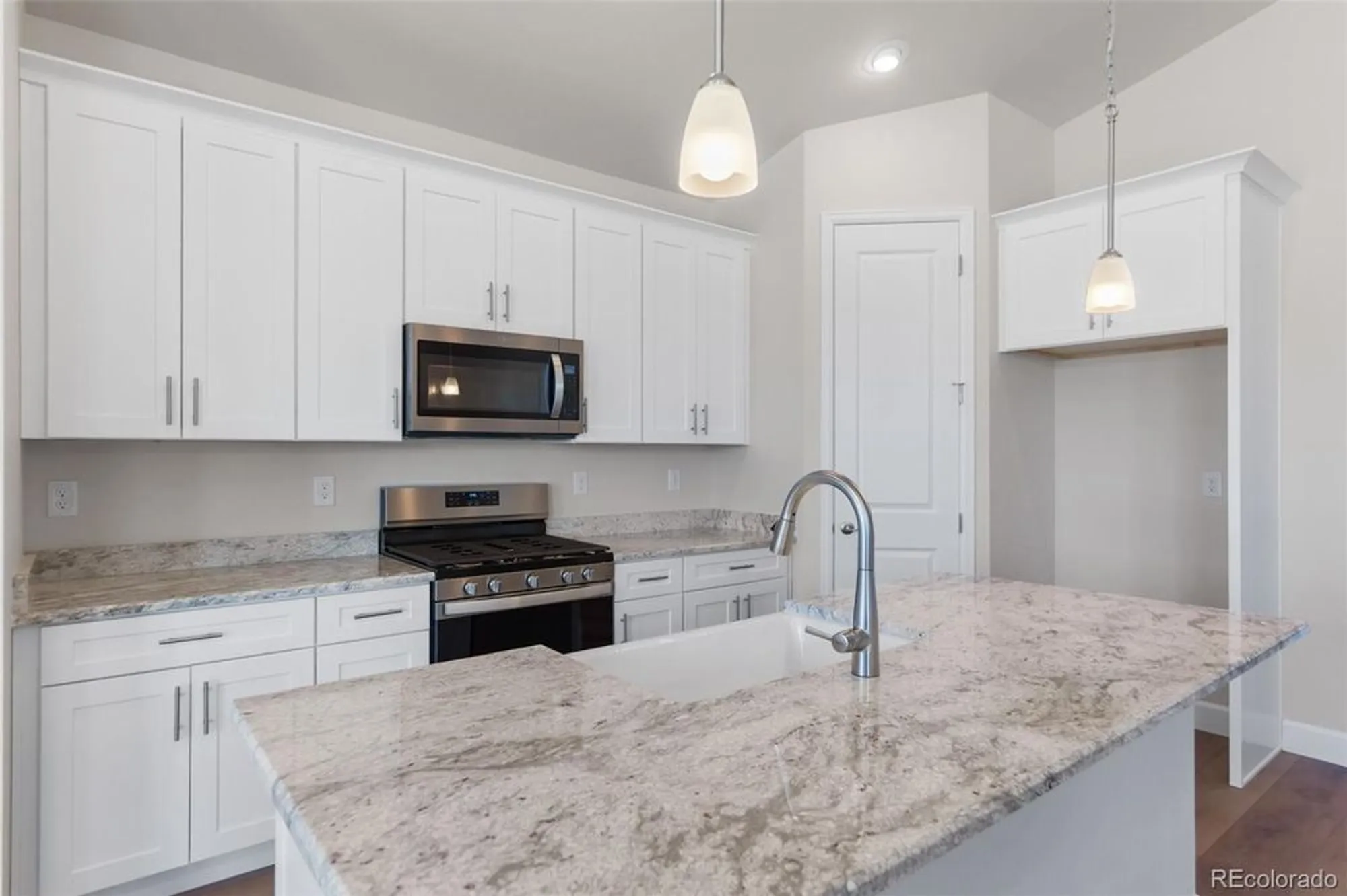 Property Slideshow image 18 of 37 | 4515 westlock st, Castle Rock, CO, 80104