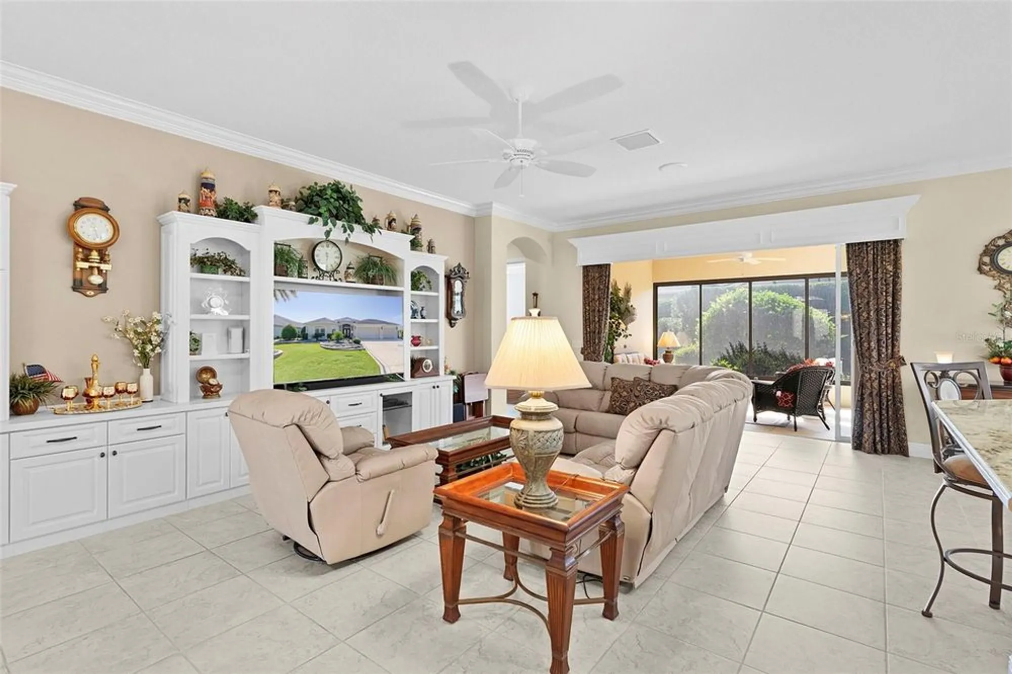 Property Slideshow image 18 of 69 | 2259 isleworth cir, The Villages, FL, 32163