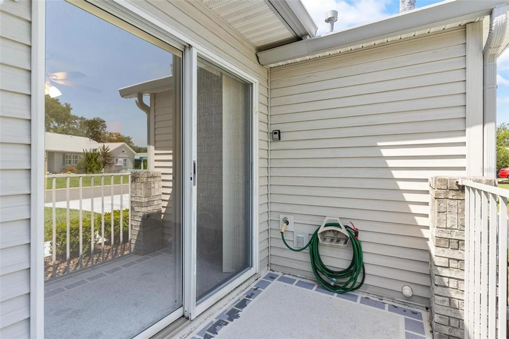 Property Slideshow image 30 of 49 | 26030 newcombe cir, Leesburg, FL, 34748