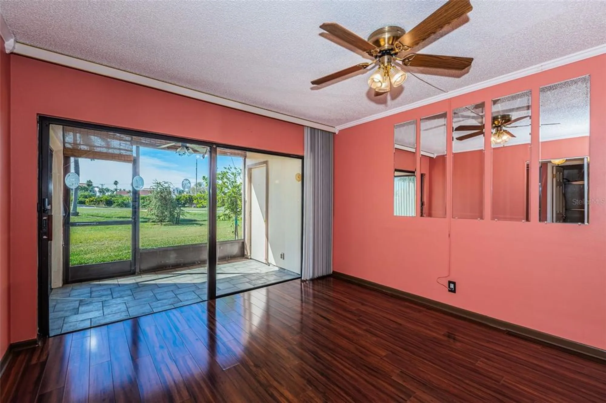 Property Slideshow image 16 of 64 | 6269 palma del mar blvd s apt 105, St Petersburg, FL, 33715