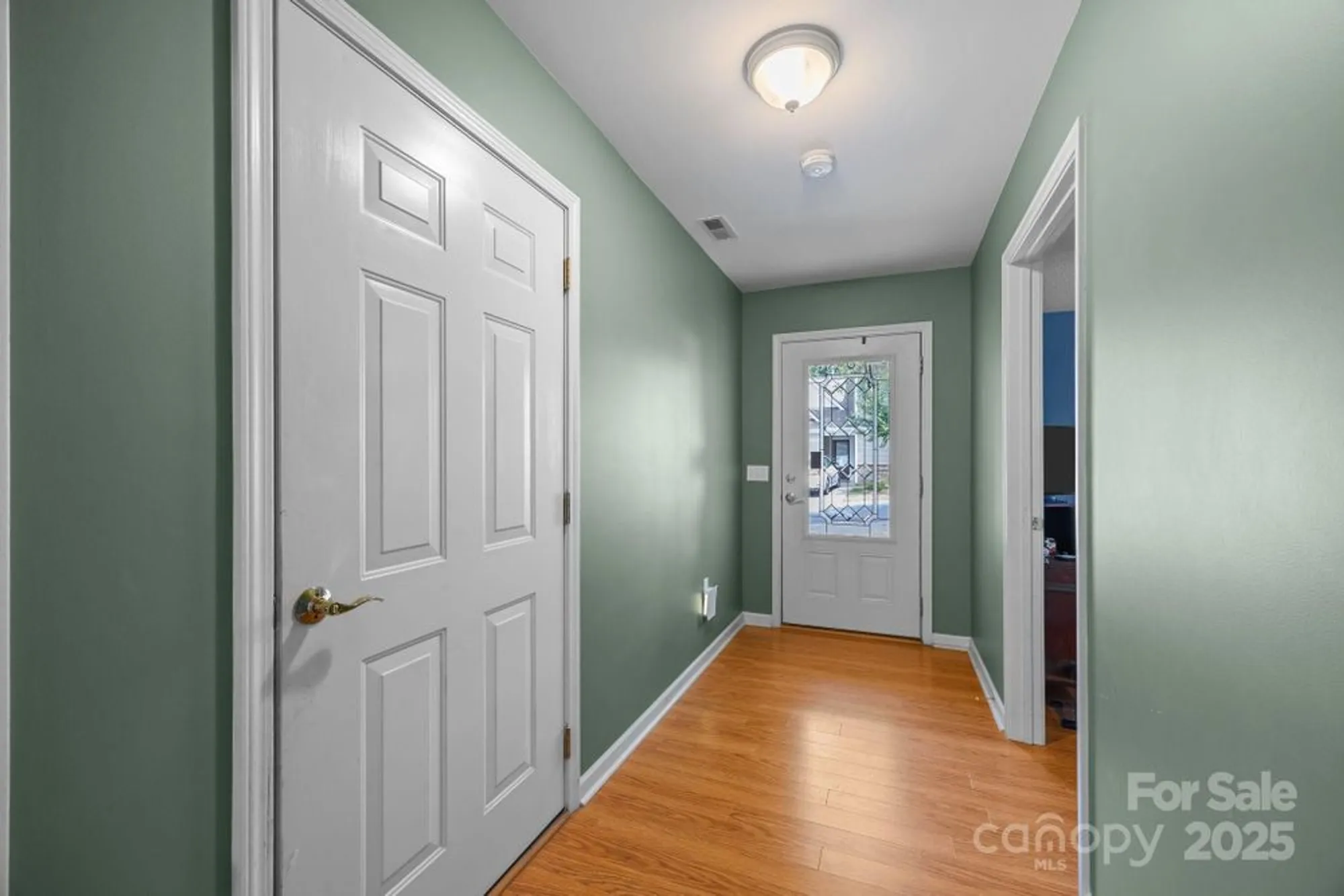 Property Slideshow image 5 of 30 | 8 beekeeper trl, Swannanoa, NC, 28778