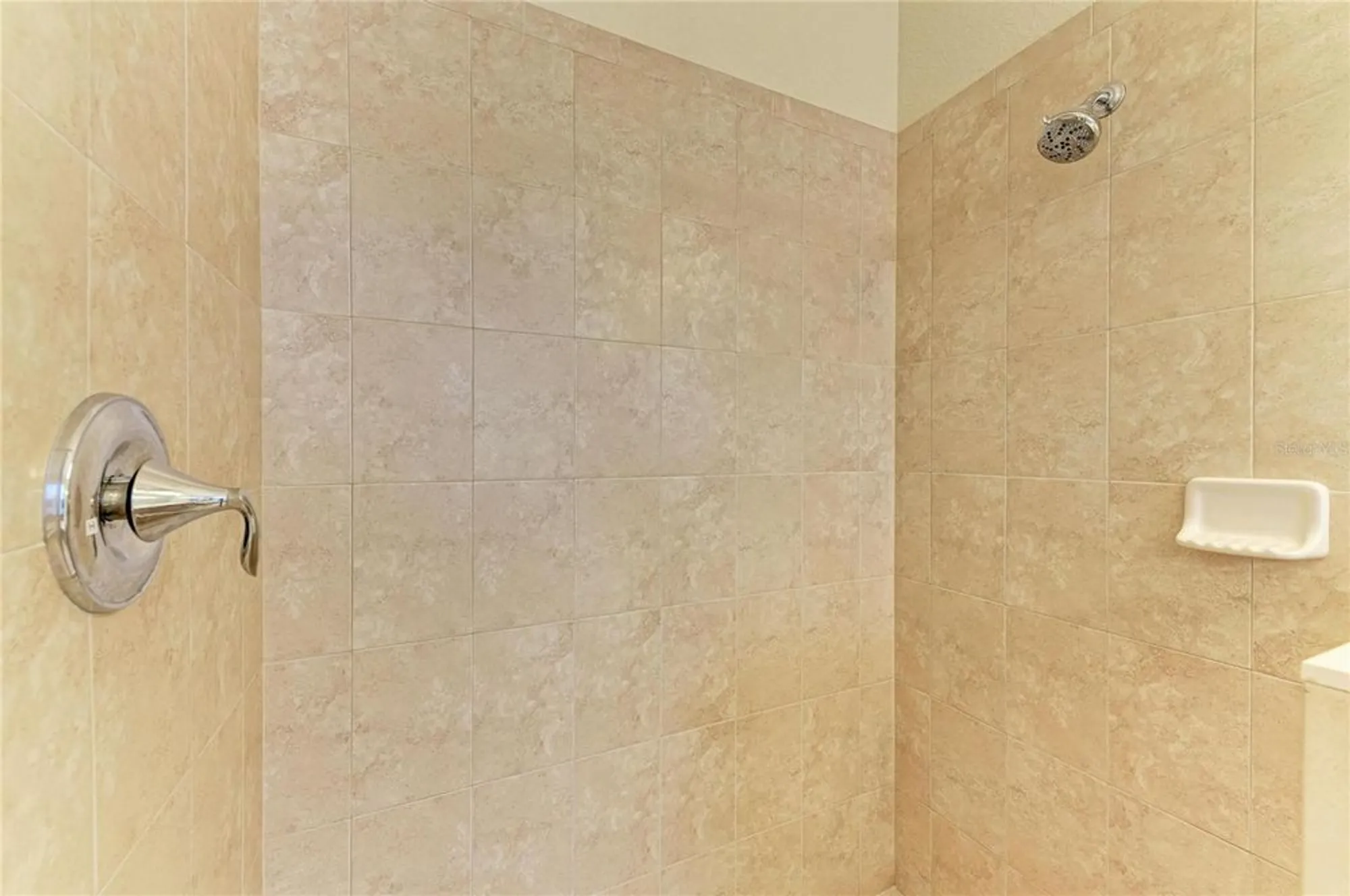 Property Slideshow image 40 of 99 | 9015 hammock edge pl, Bradenton, FL, 34212