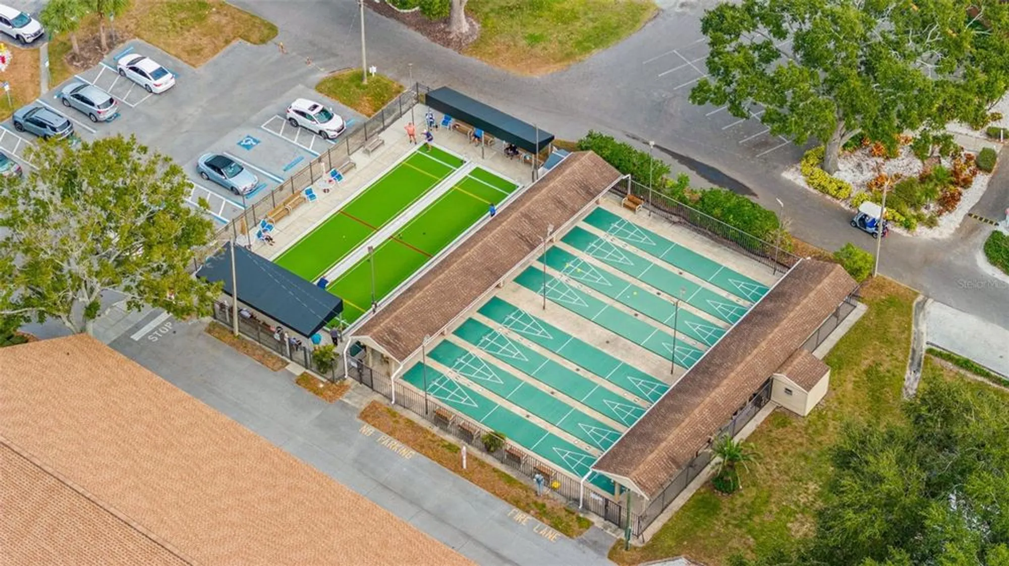 Property Slideshow image 38 of 50 | 142 stafford cir, Palm Harbor, FL, 34684