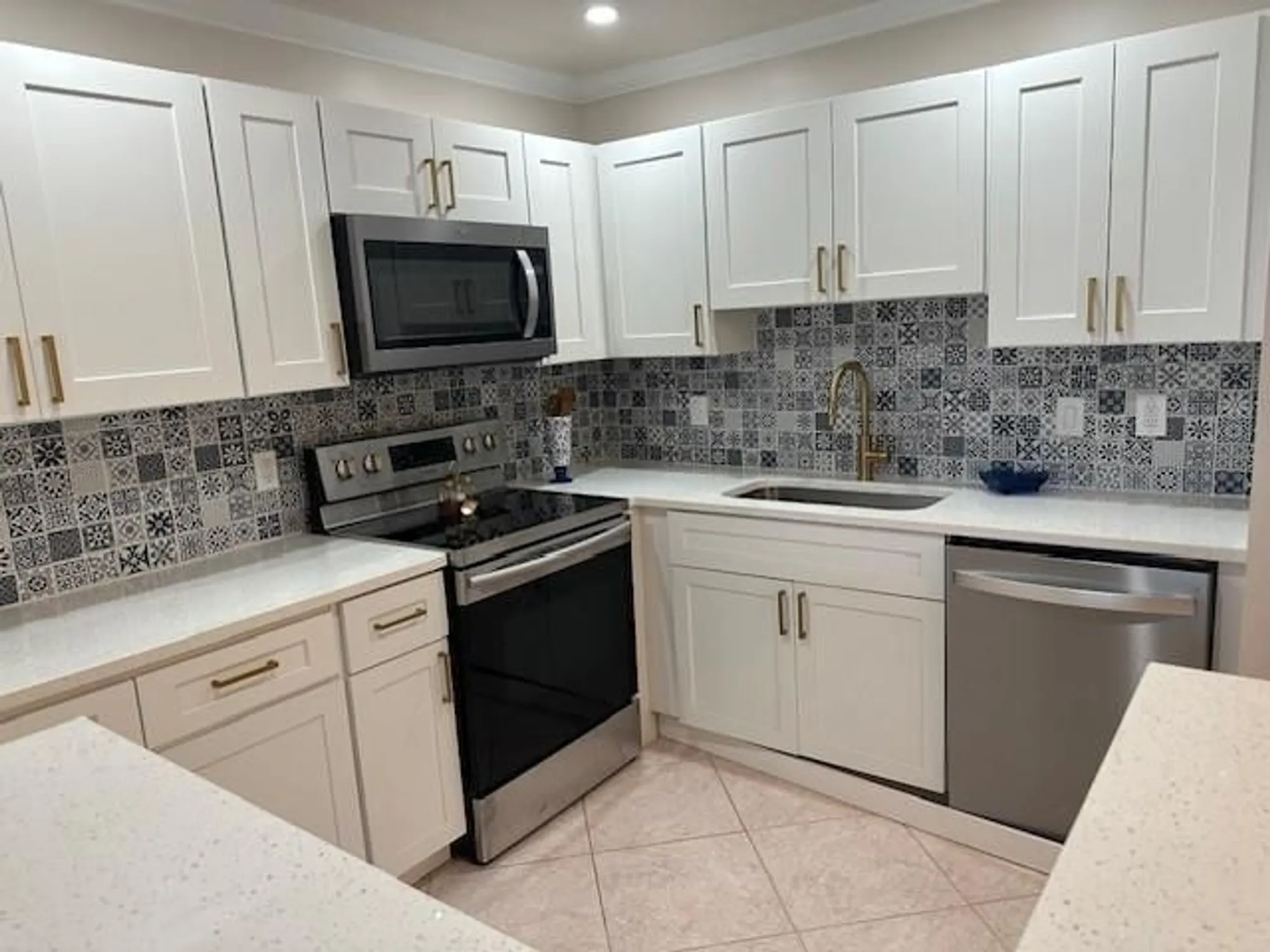 Property Slideshow image 9 of 41 | 251 seville k # 251, Delray Beach, FL, 33446