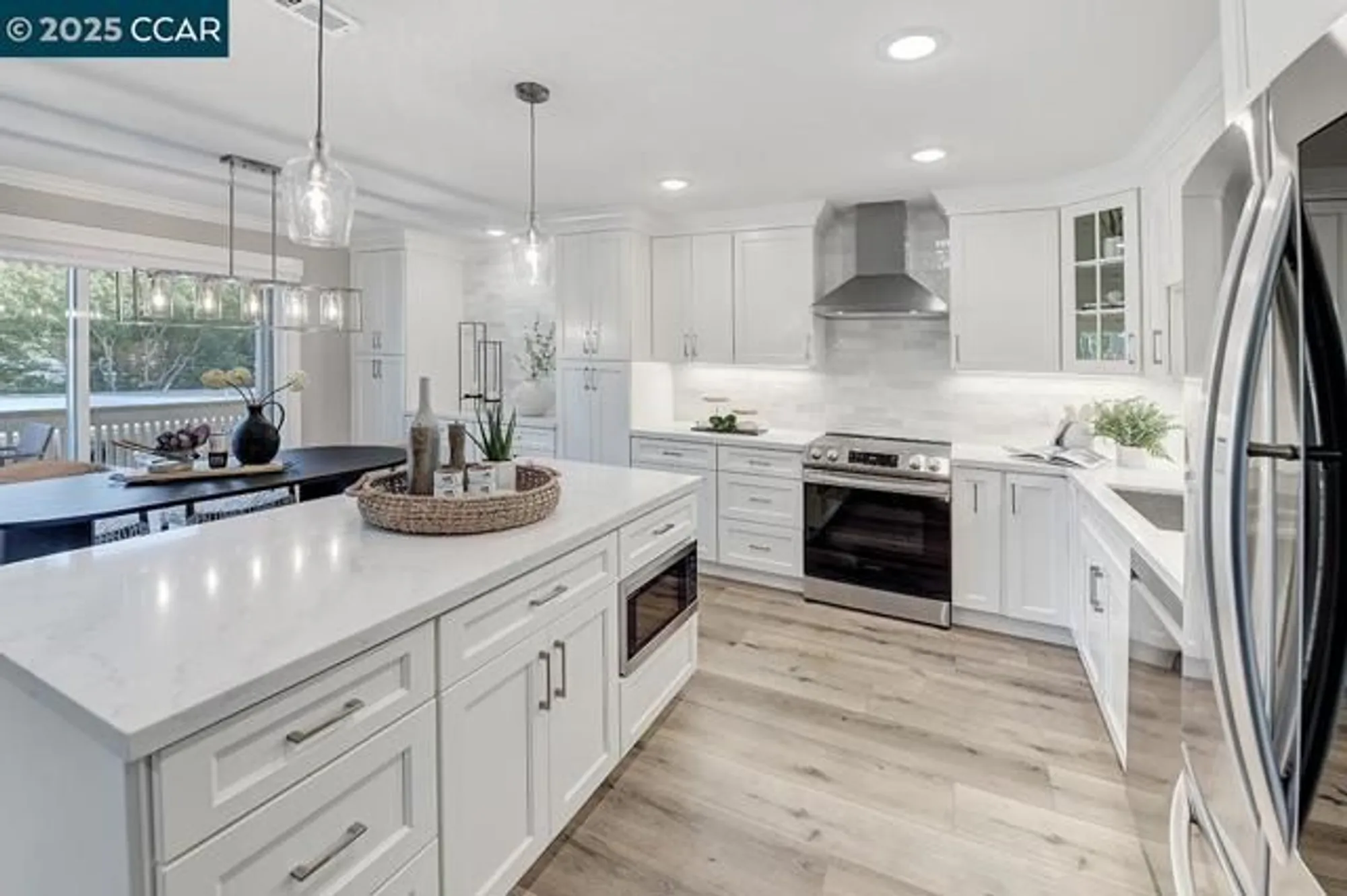 Property Slideshow image 15 of 60 | 1501 canyonwood ct 12, Walnut Creek, CA, 94595