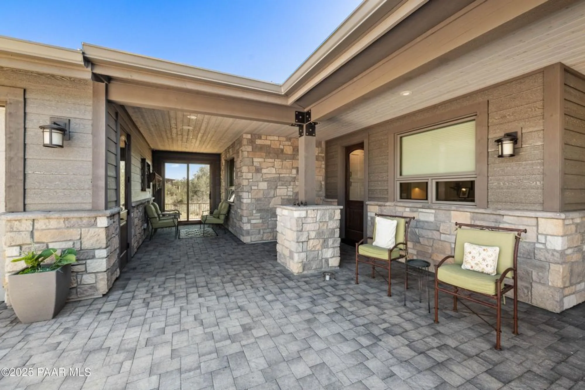 Property Slideshow image 11 of 60 | 12145 w cooper morgan trl, Prescott, AZ, 86305