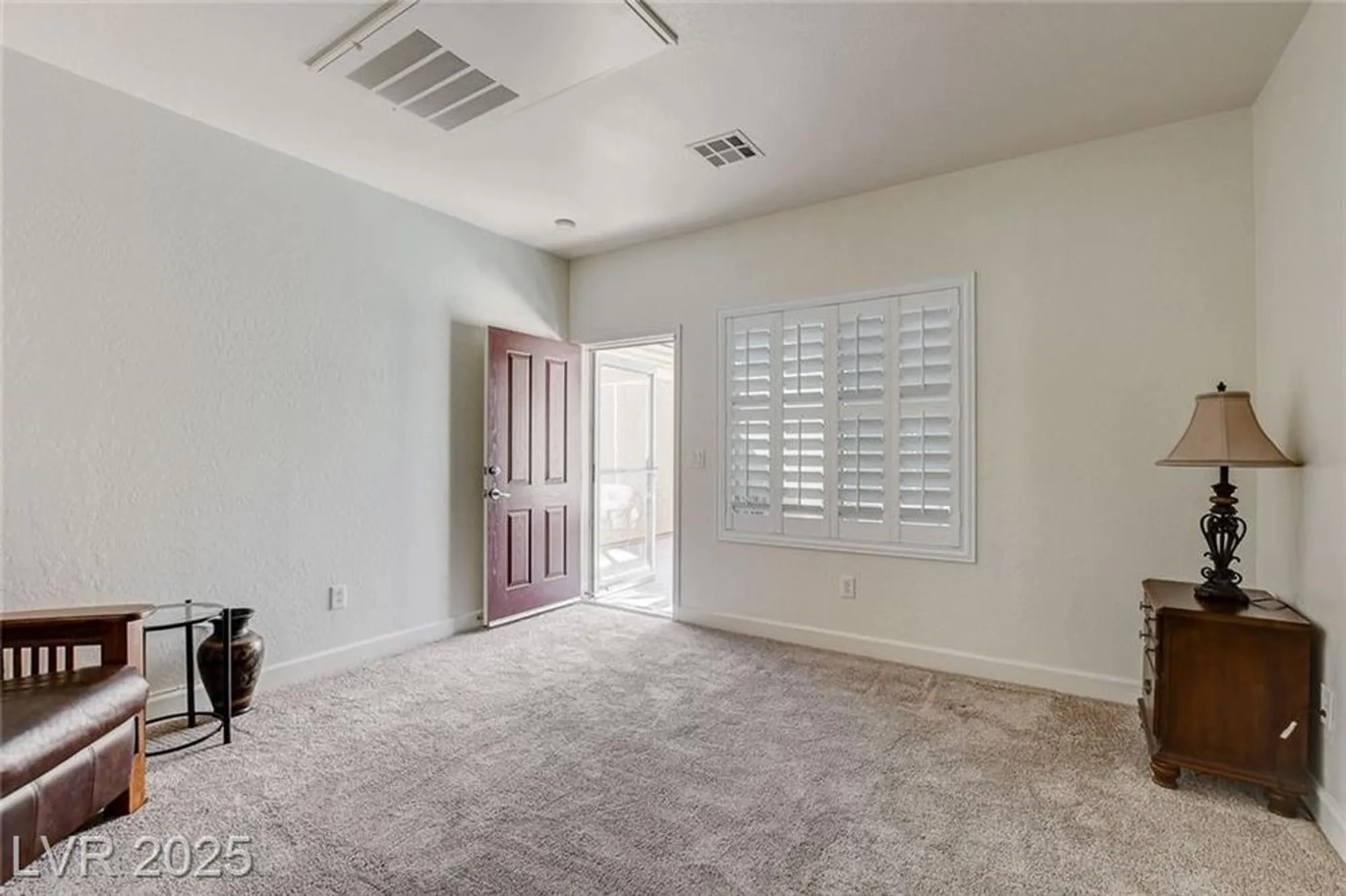 Property Slideshow image 32 of 64 | 7873 broadwing dr, North Las Vegas, NV, 89084
