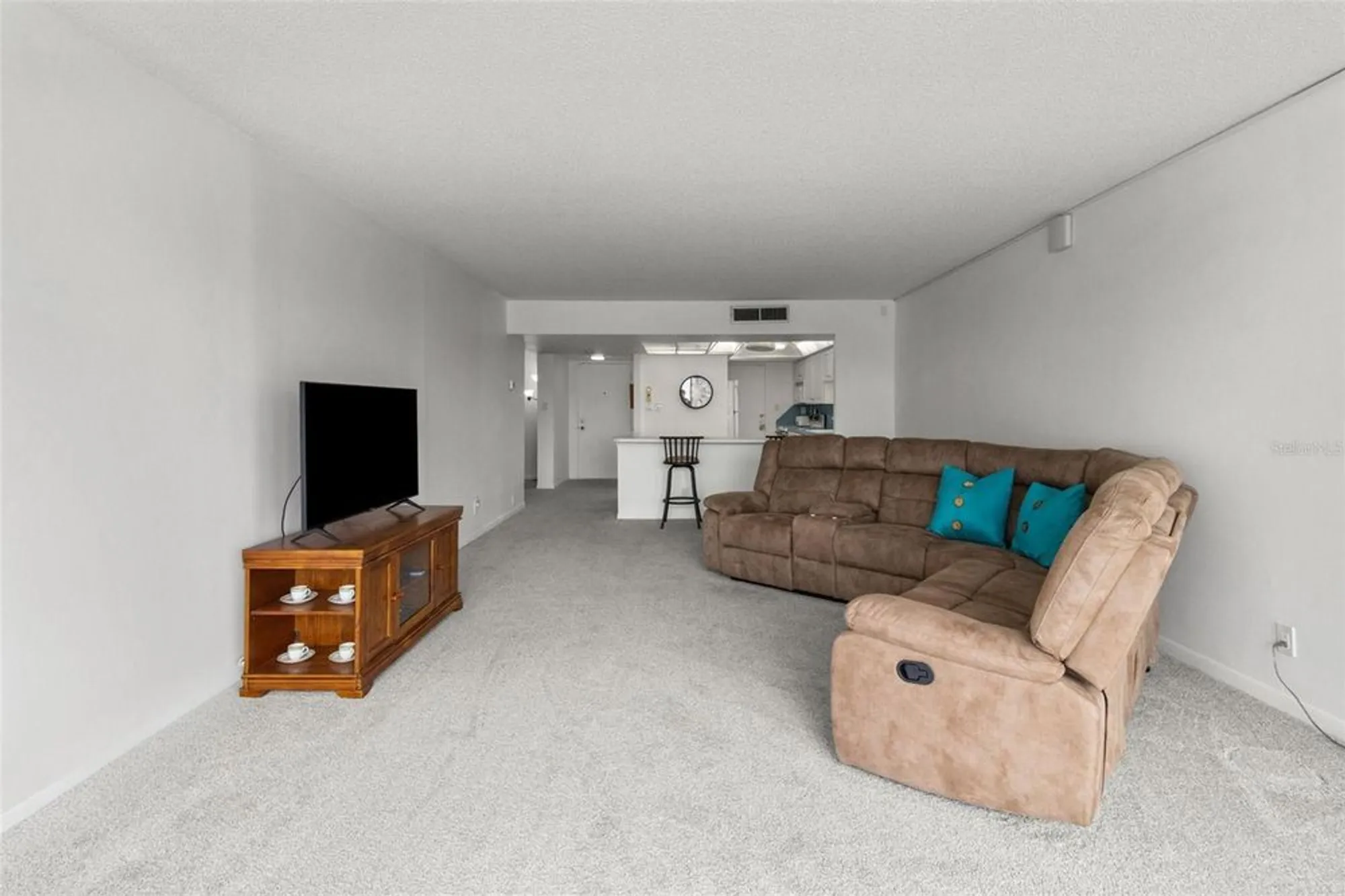 Property Slideshow image 21 of 58 | 7400 sun island dr 412, South Pasadena, FL, 33707