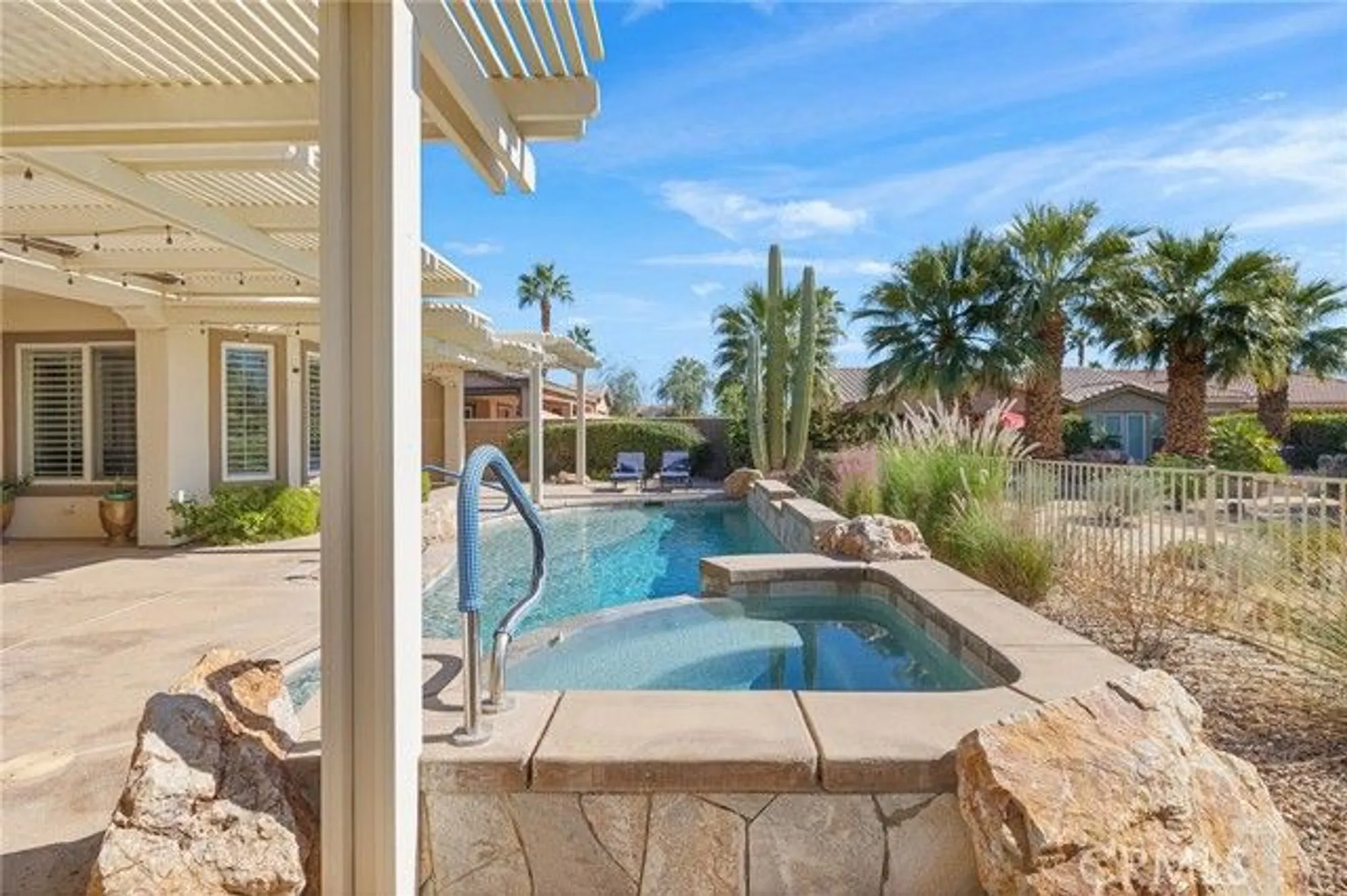 Property Slideshow image 12 of 75 | 81687 desert willow dr, La Quinta, CA, 92253