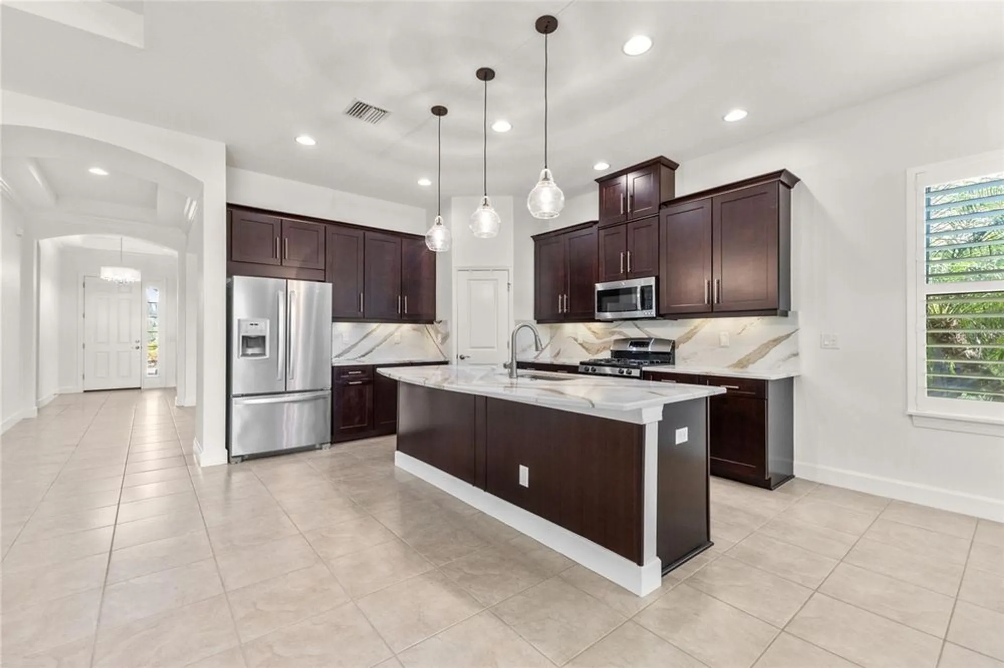 Property Slideshow image 7 of 44 | 5242 napoli run, Bradenton, FL, 34211