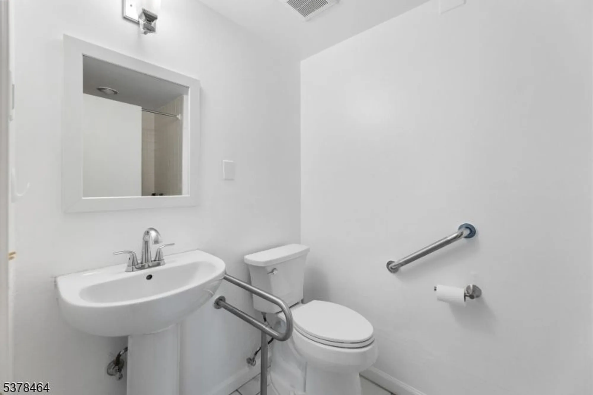 Property Slideshow image 23 of 41 | 394 orrington ln, Monroe Twp, NJ, 08831