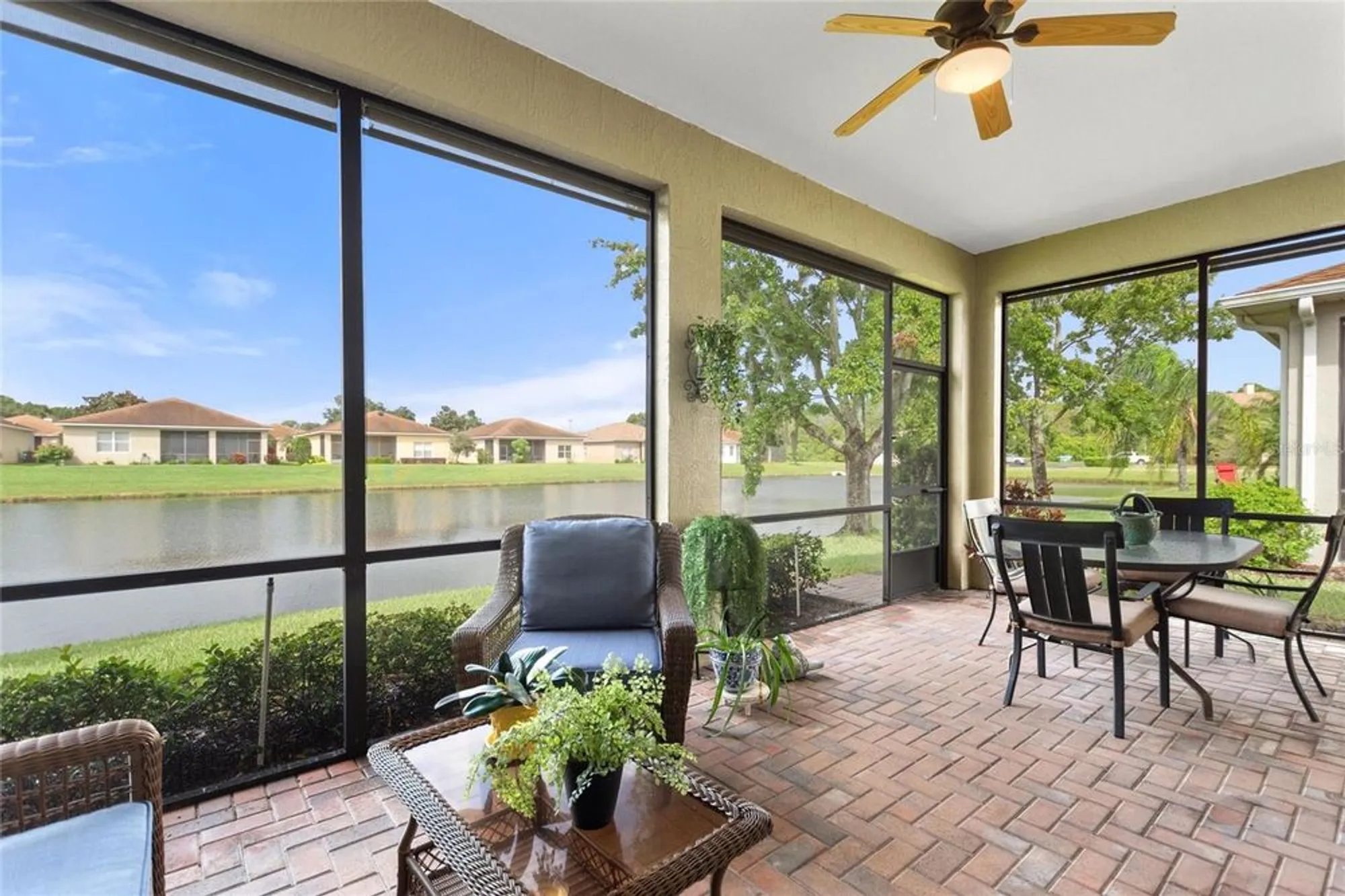 Property Slideshow image 4 of 52 | 2343 salzburg loop, Winter Haven, FL, 33884