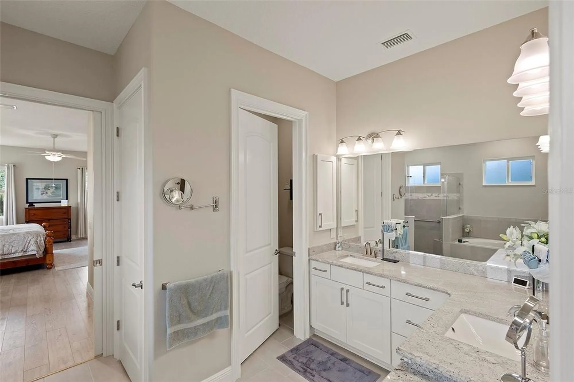 Property Slideshow image 33 of 70 | 5132 greens dr, Lady Lake, FL, 32159