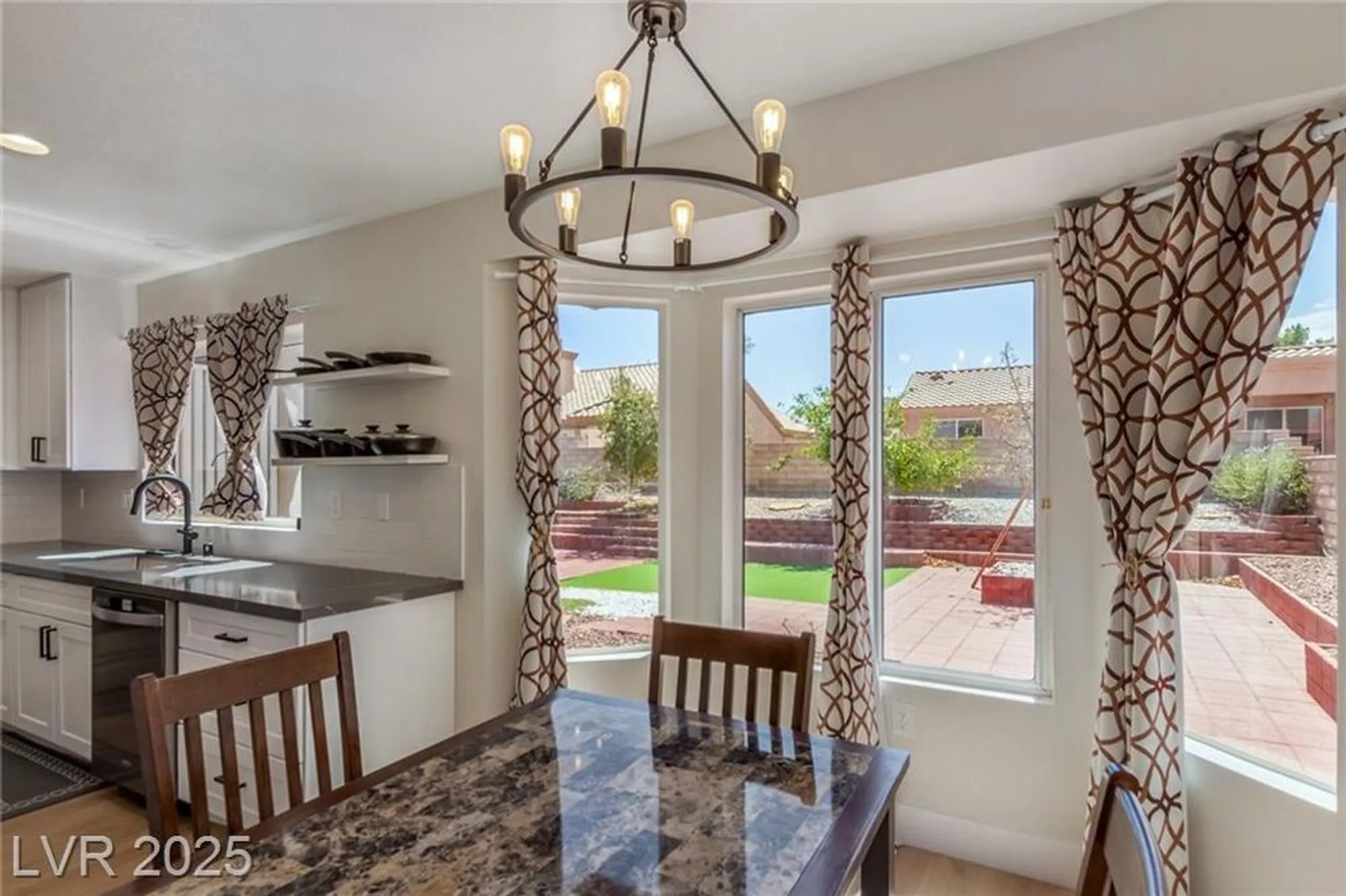 Property Slideshow image 12 of 42 | 8705 villa ridge dr, Las Vegas, NV, 89134