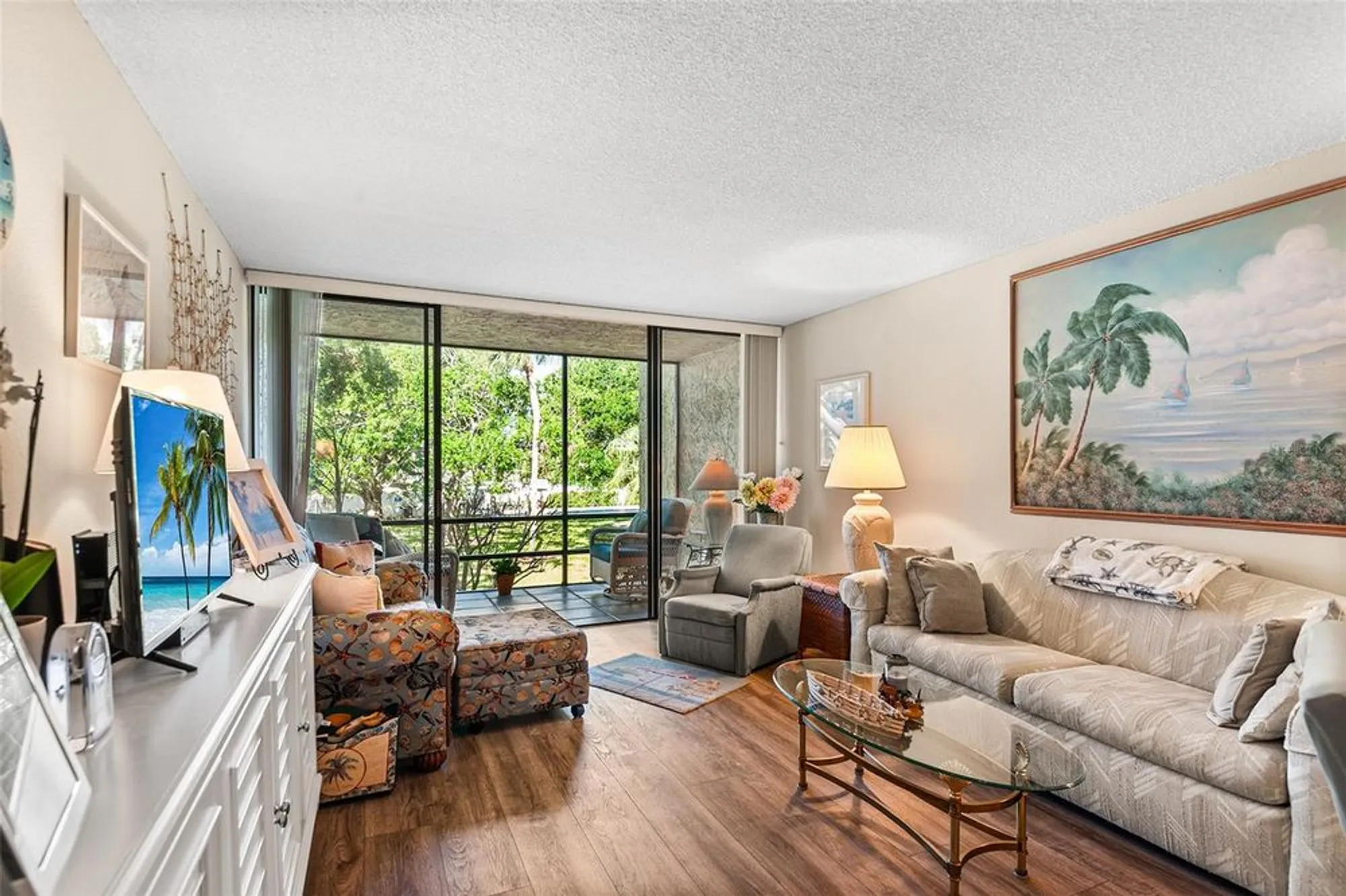 Property Slideshow image 16 of 37 | 14130 rosemary ln 1202, Largo, FL, 33774