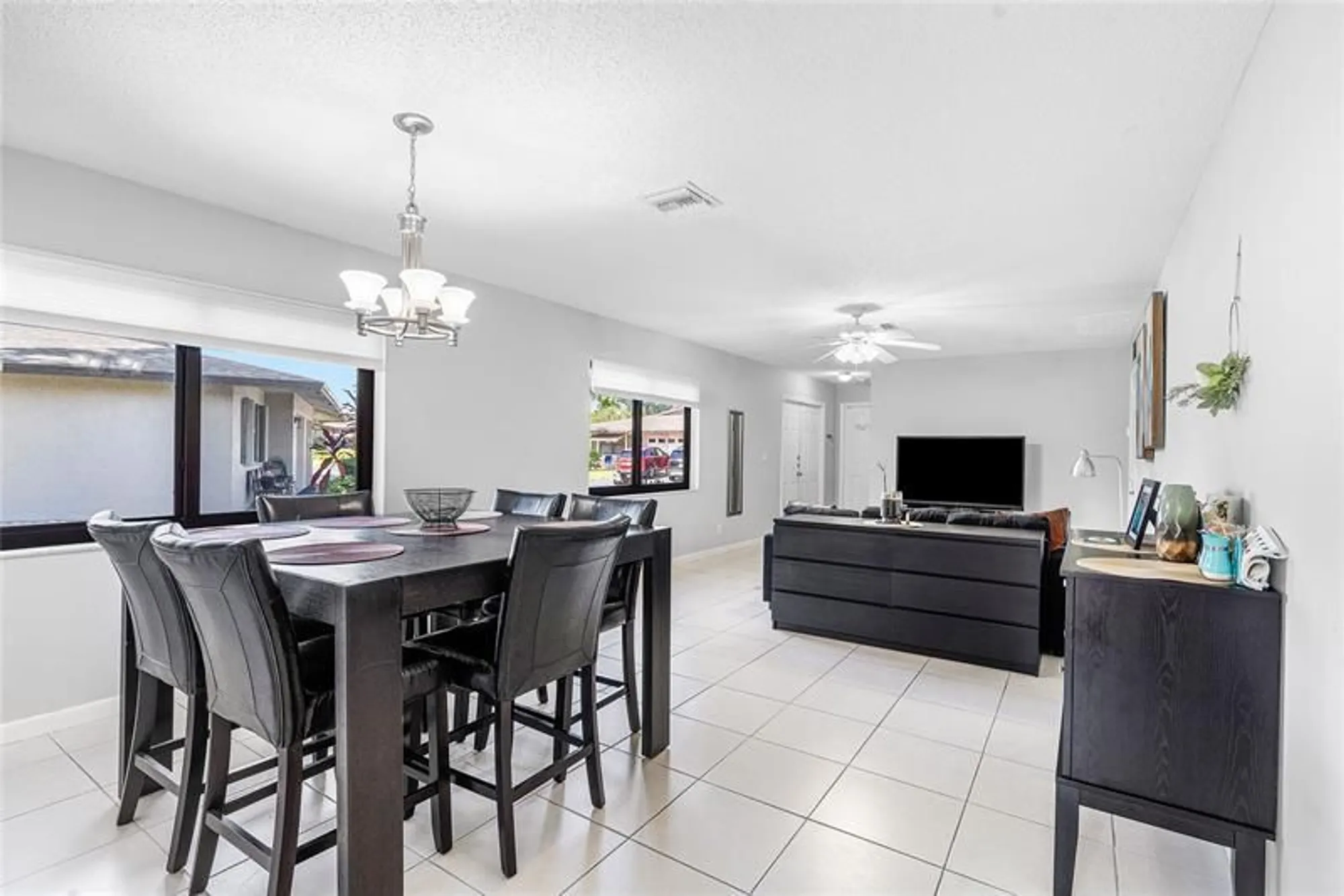 Property Slideshow image 8 of 30 | 1640 palmland dr # 1640, Boynton Beach, FL, 33436