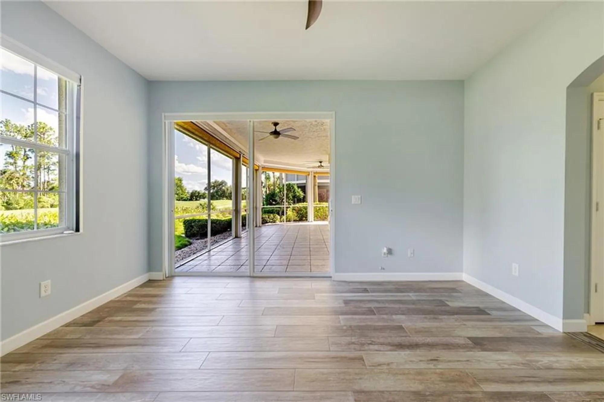 Property Slideshow image 13 of 37 | 20211 burnside pl 203, Estero, FL, 33928