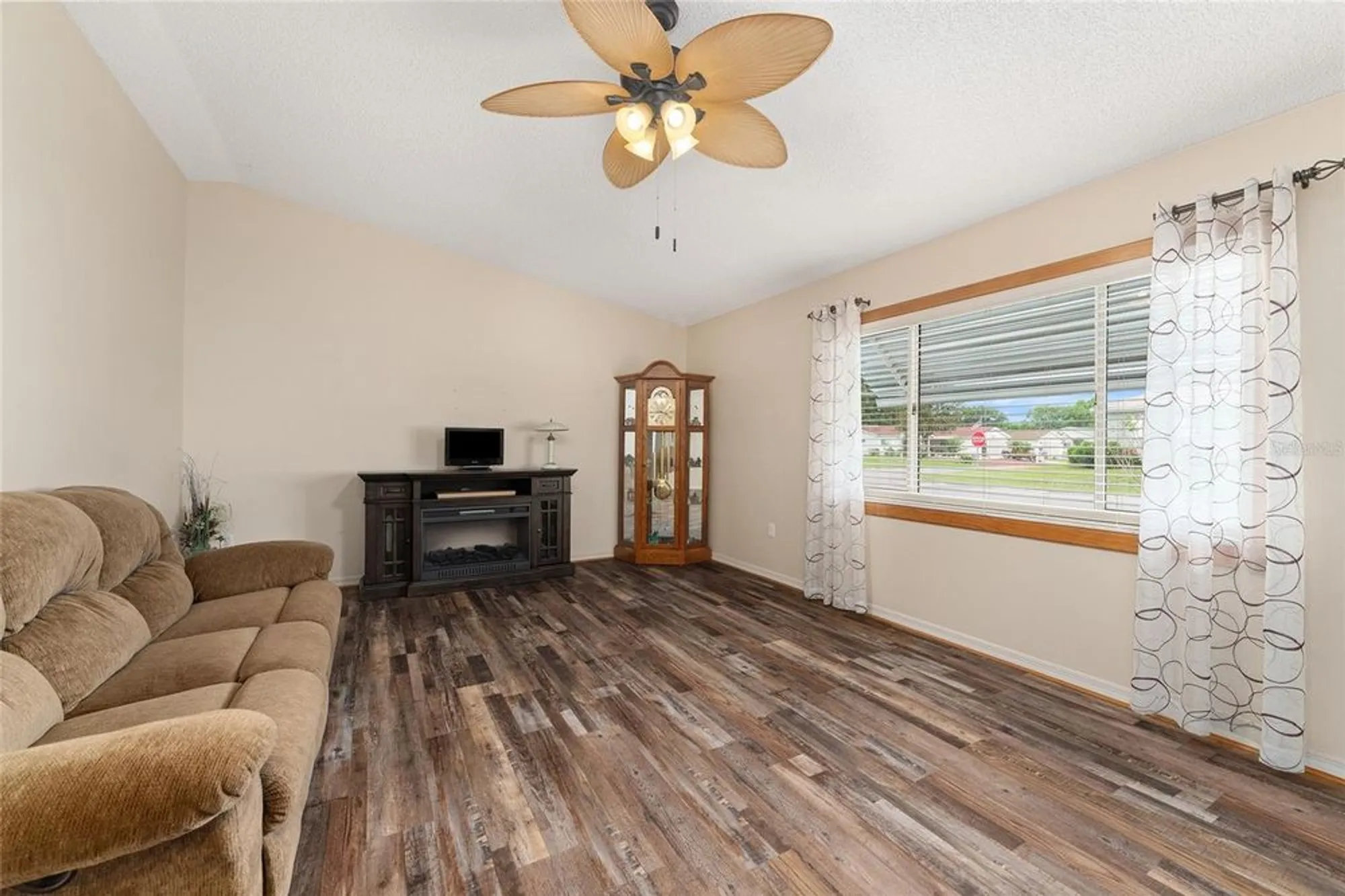 Property Slideshow image 16 of 46 | 9499 se 174th loop, Summerfield, FL, 34491