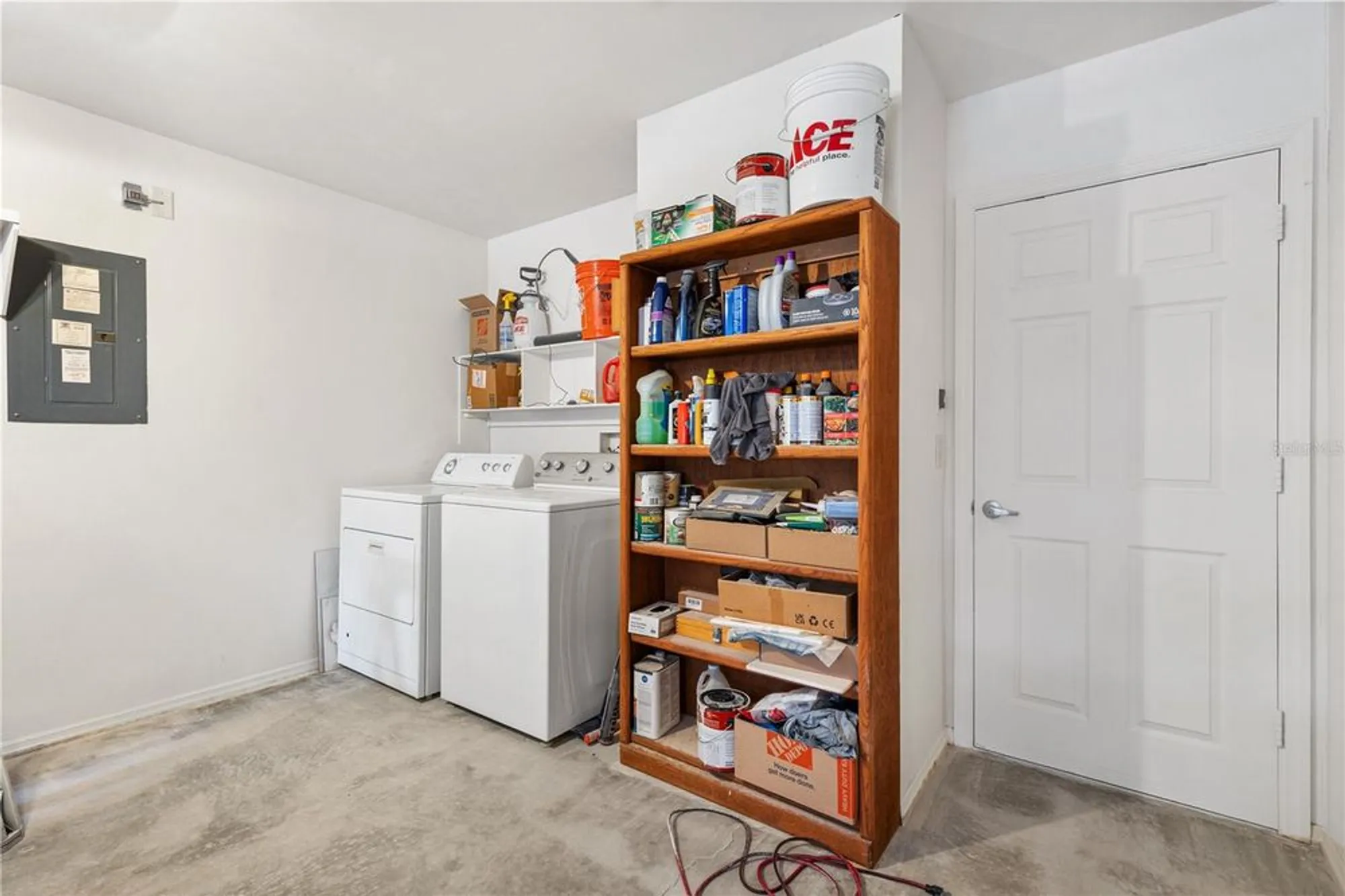 Property Slideshow image 21 of 30 | 17370 se 82nd roslyn ct, The Villages, FL, 32162