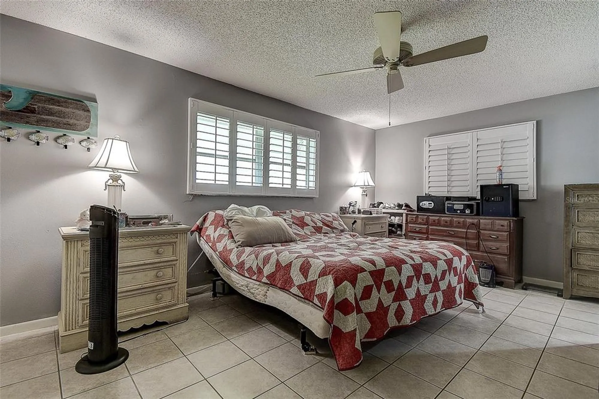 Property Slideshow image 16 of 36 | 2955 briar cliff dr, Palm Harbor, FL, 34684