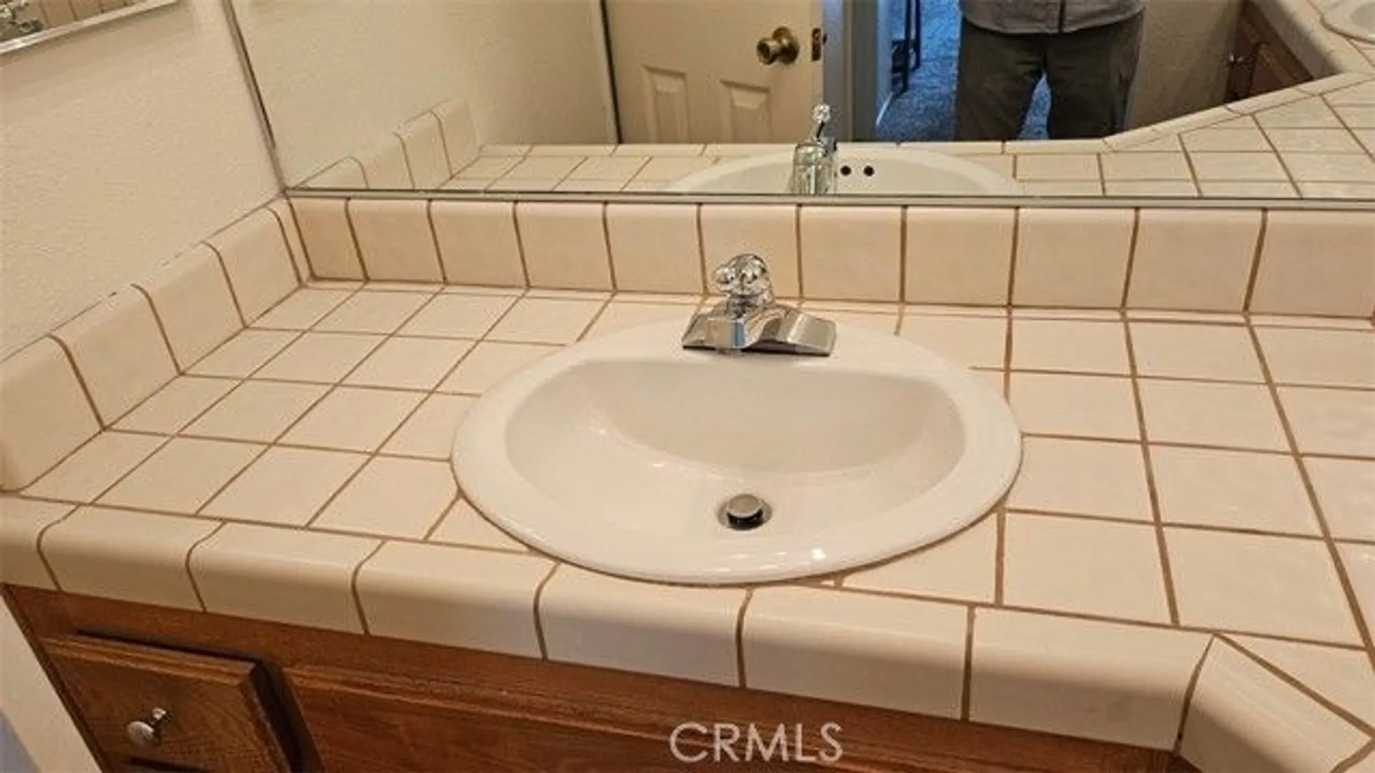 Property Slideshow image 10 of 23 | 11620 locust ln, Apple Valley, CA, 92308