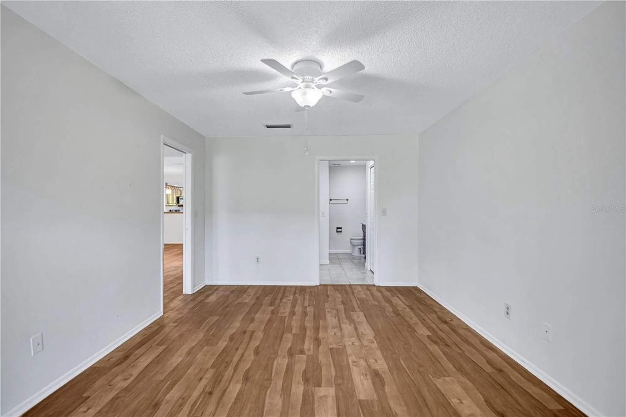 Property Slideshow image 30 of 56 | 19029 us highway 19 n apt 18f, Clearwater, FL, 33764