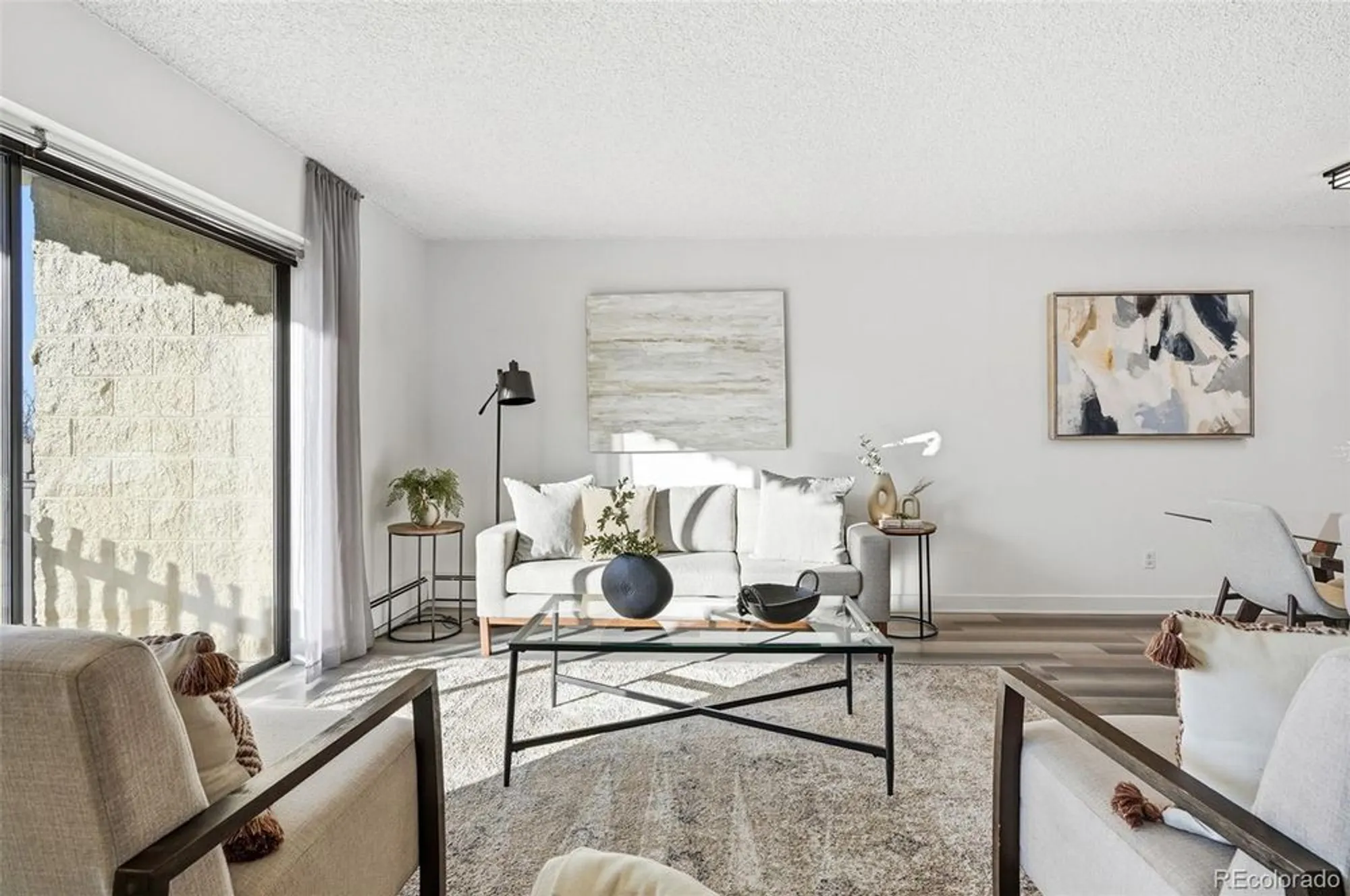 Property Slideshow image 5 of 37 | 13691 e marina dr 408, Aurora, CO, 80014