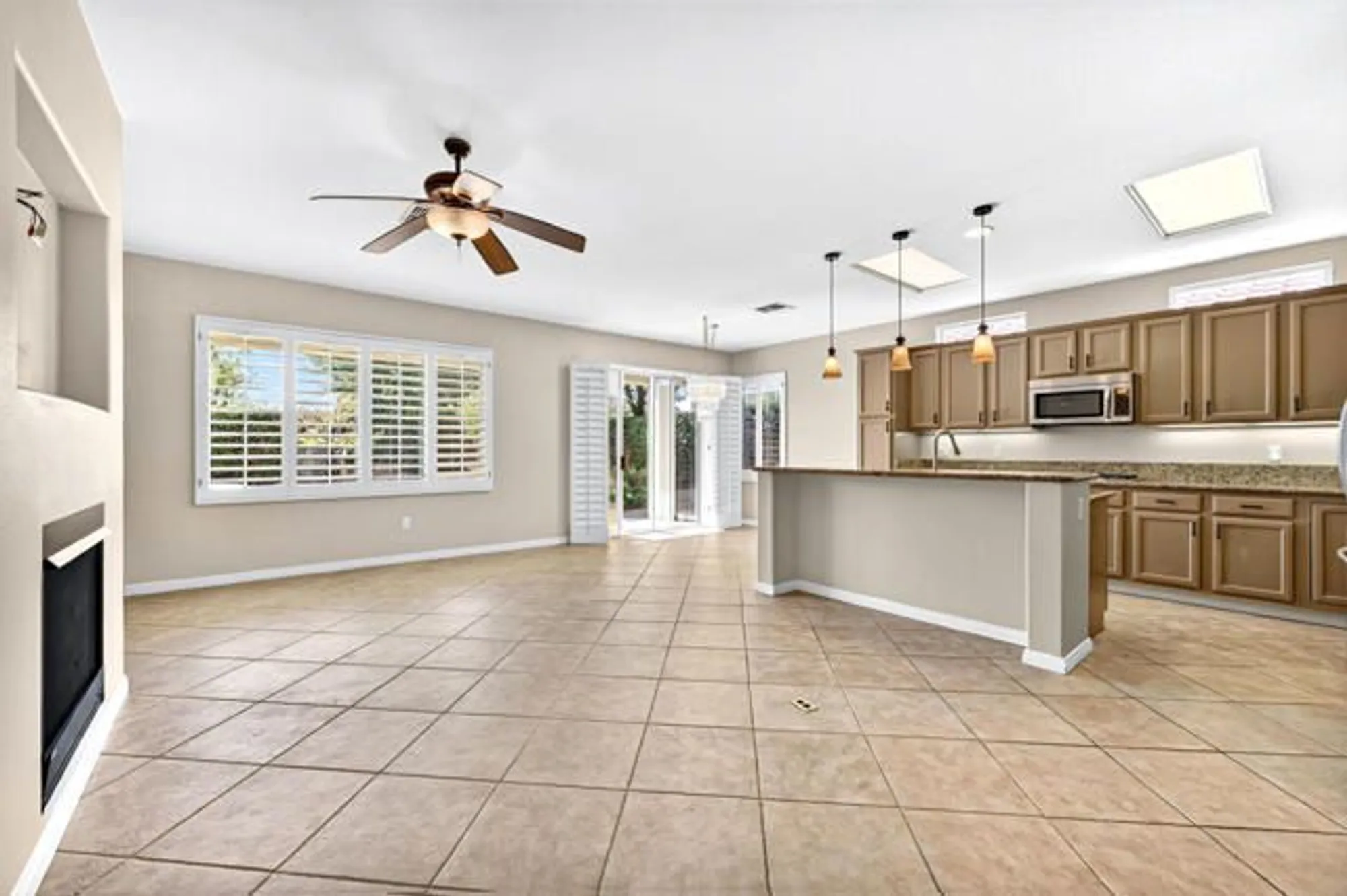 Property Slideshow image 7 of 50 | 78675 iron bark dr, Palm Desert, CA, 92211