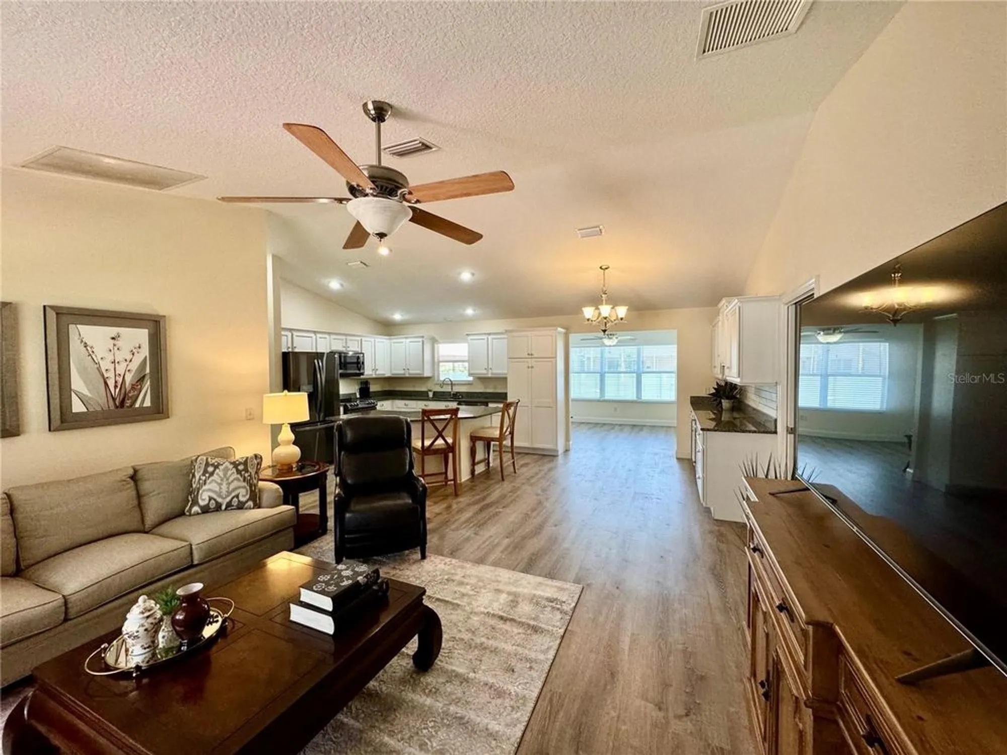 Property Slideshow image 5 of 35 | 12046 ne 51st cir, Oxford, FL, 34484