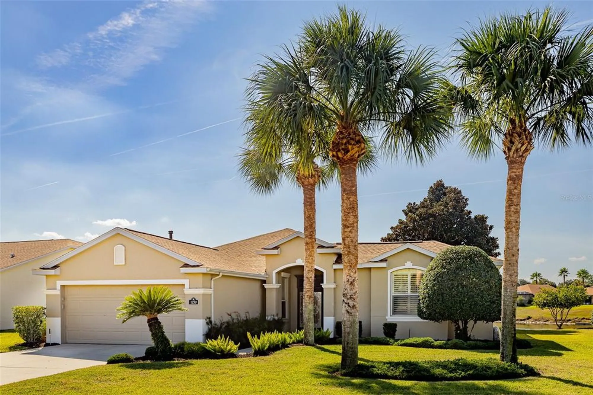 Property Slideshow image 3 of 89 | 1250 sw 152nd ln, Ocala, FL, 34473