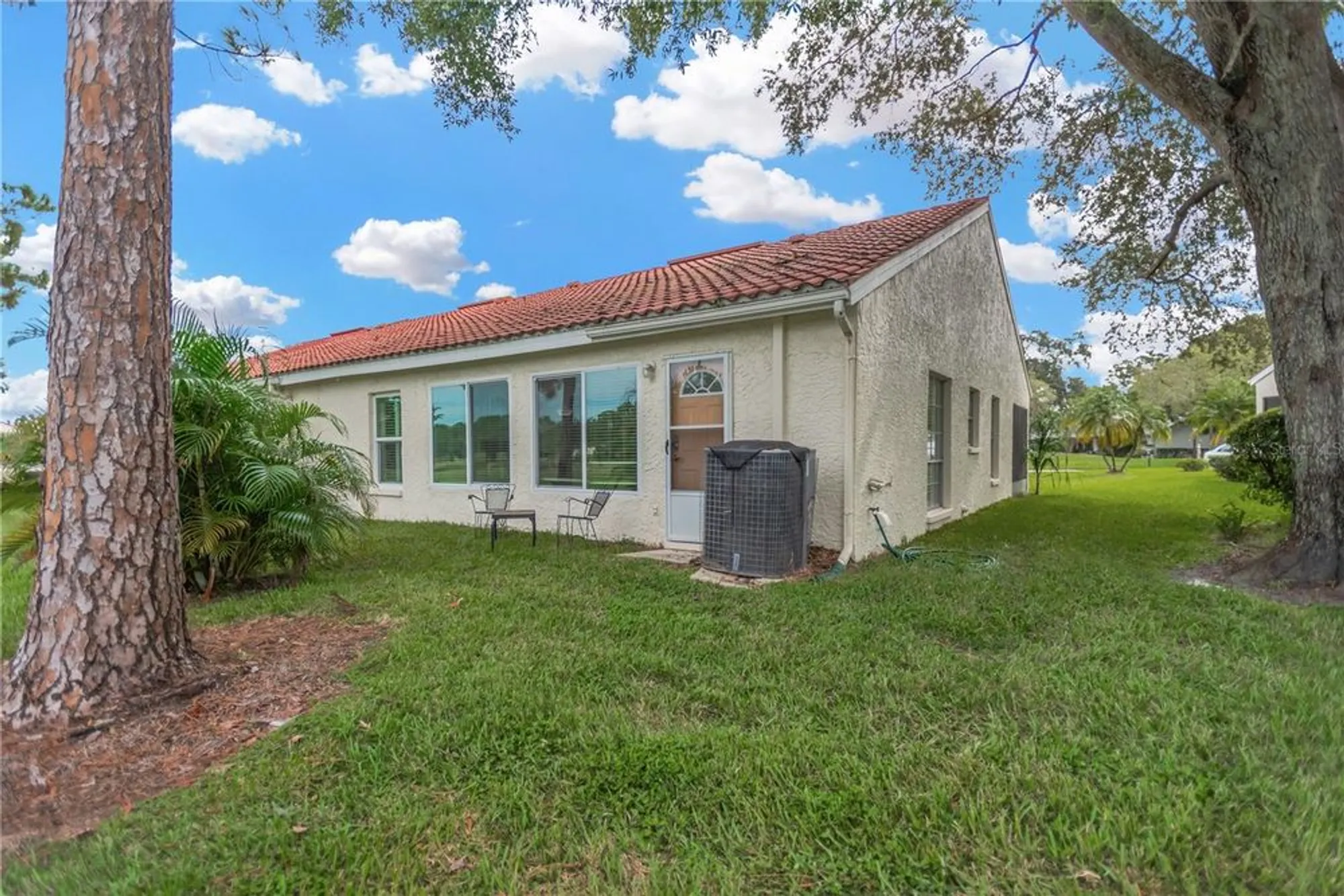 Property Slideshow image 21 of 26 | 1090 seville dr 29, Palm Harbor, FL, 34684