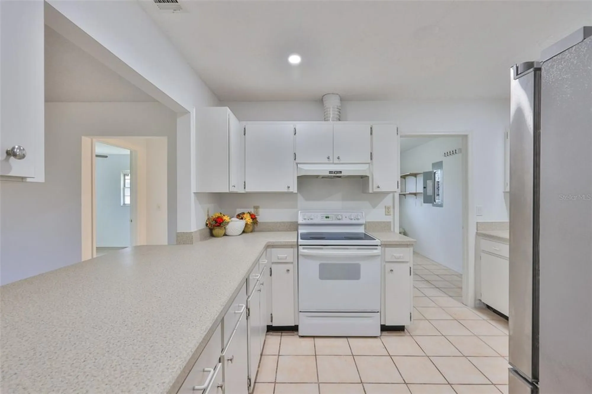 Property Slideshow image 17 of 47 | 1219 wild feather ln, Sun City Center, FL, 33573