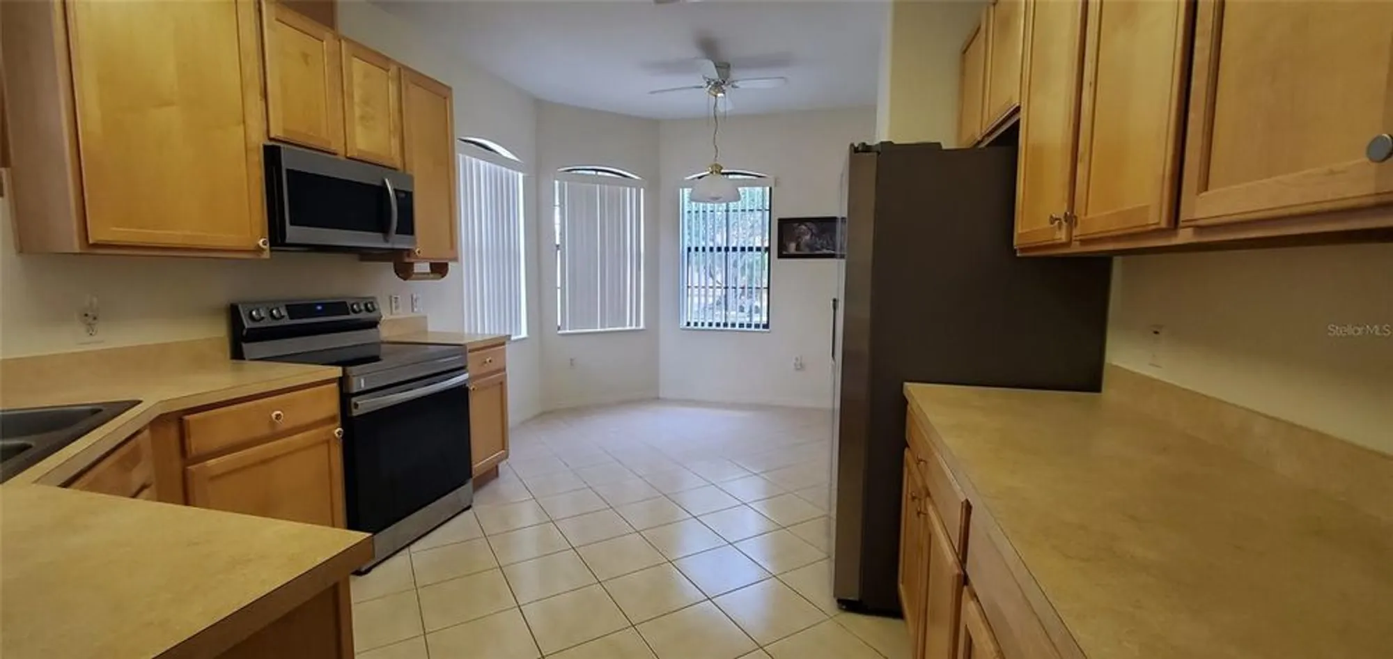 Property Slideshow image 15 of 24 | 836 grand canal dr, Kissimmee, FL, 34759