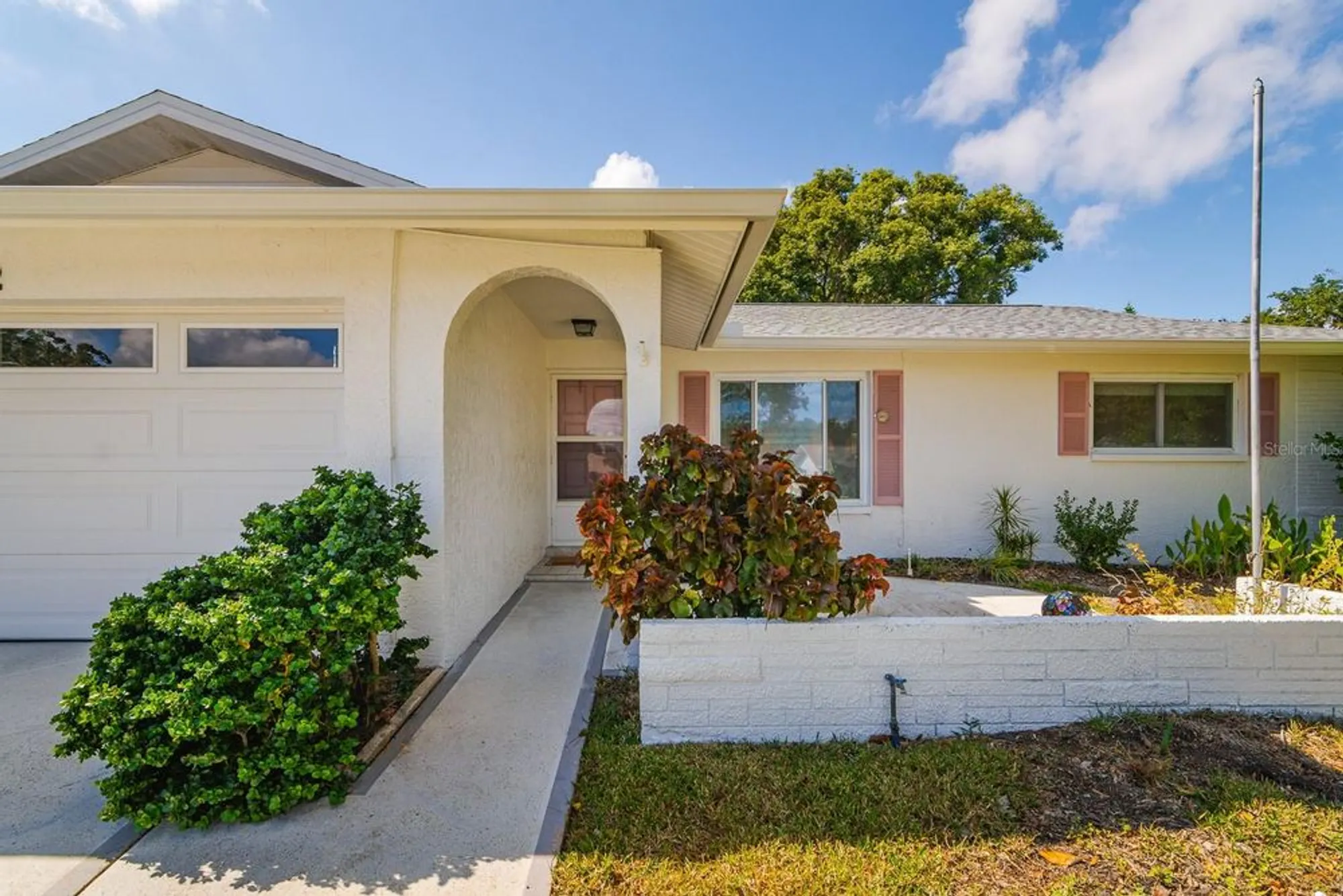 Property Slideshow image 2 of 45 | 1212 timberbrooke dr, Palm Harbor, FL, 34684