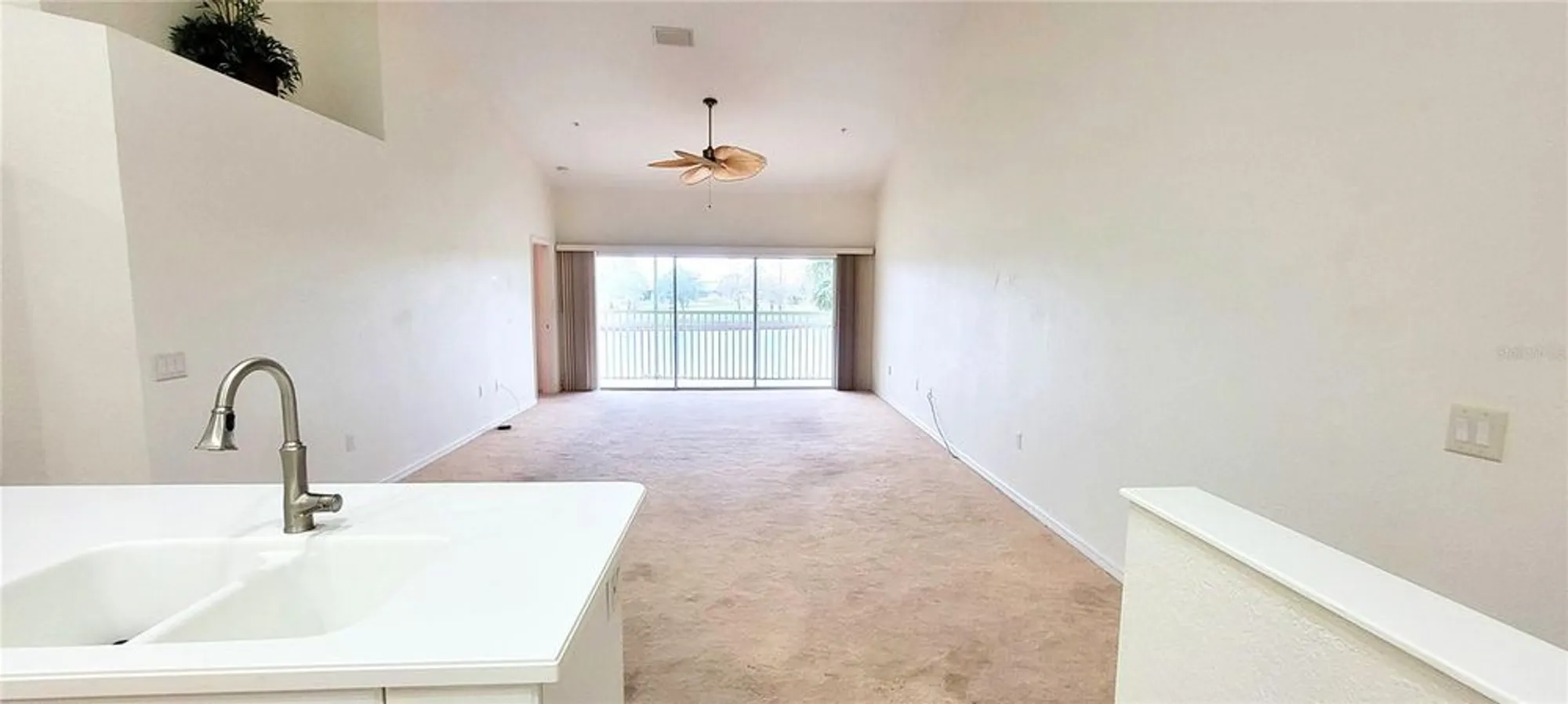 Property Slideshow image 13 of 75 | 6834 fairview ter # 6834, Bradenton, FL, 34203