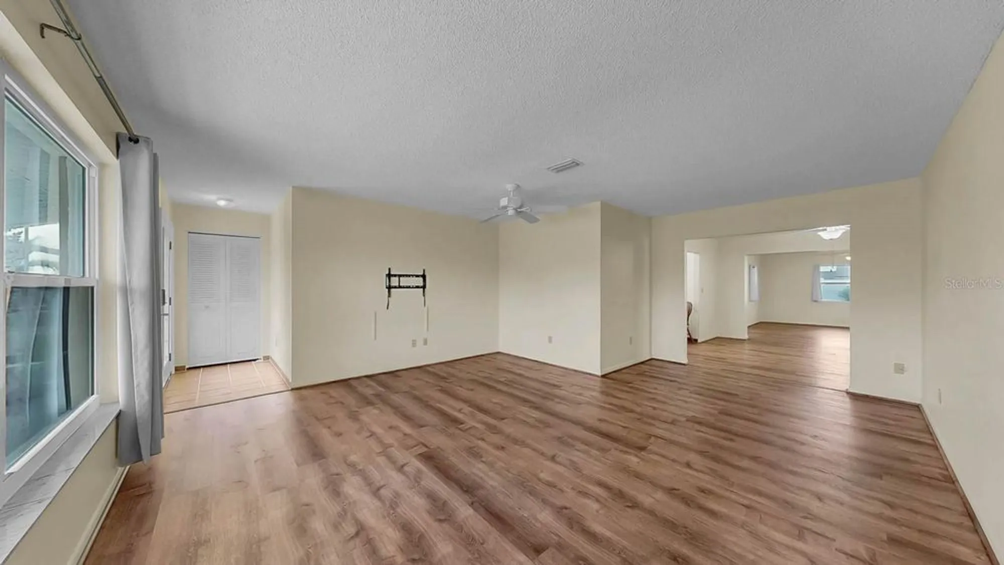 Property Slideshow image 5 of 41 | 663 allegheny dr, Sun City Center, FL, 33573