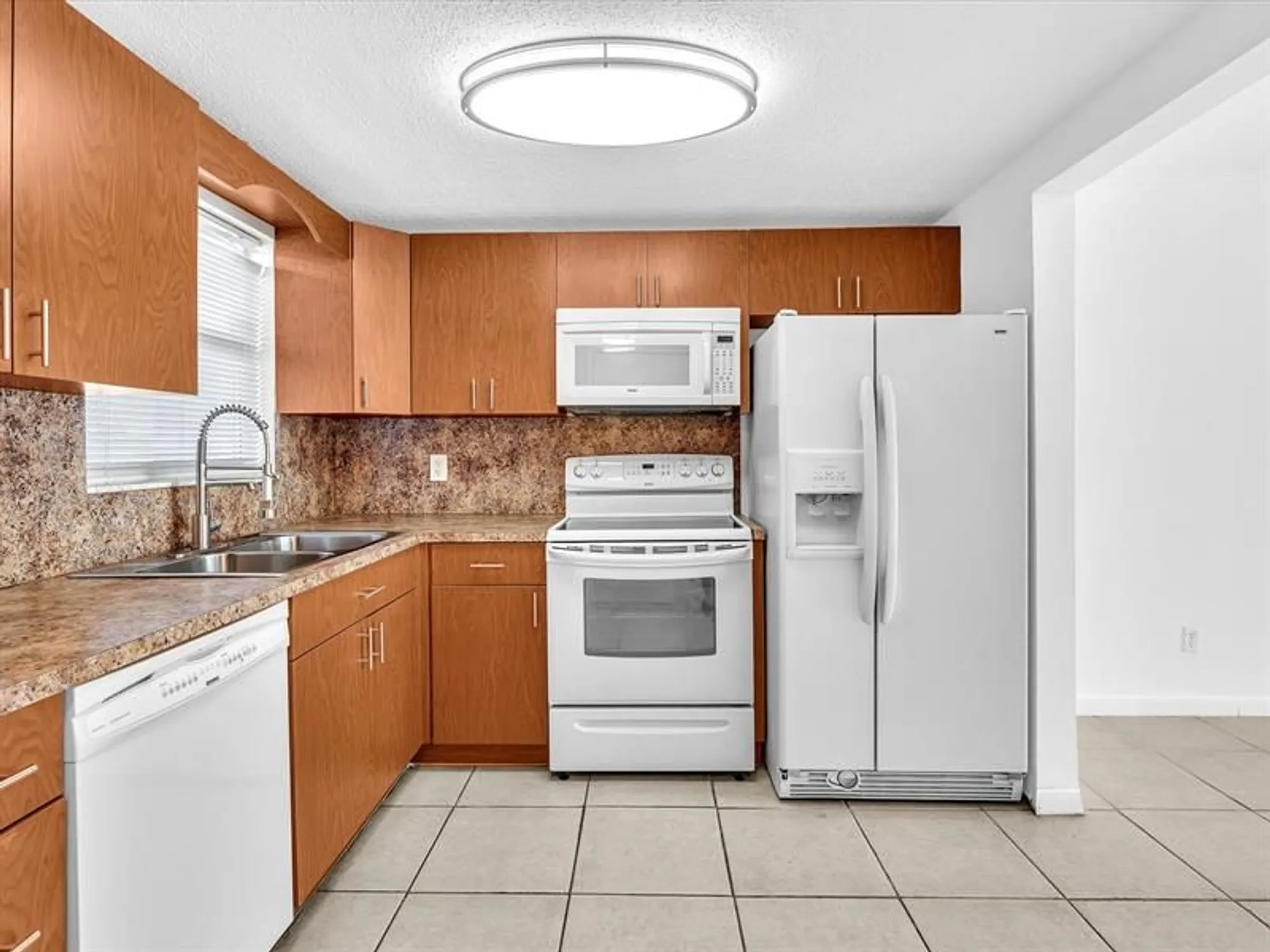 Property Slideshow image 16 of 58 | 6650 royal palm blvd 206c, Margate, FL, 33063